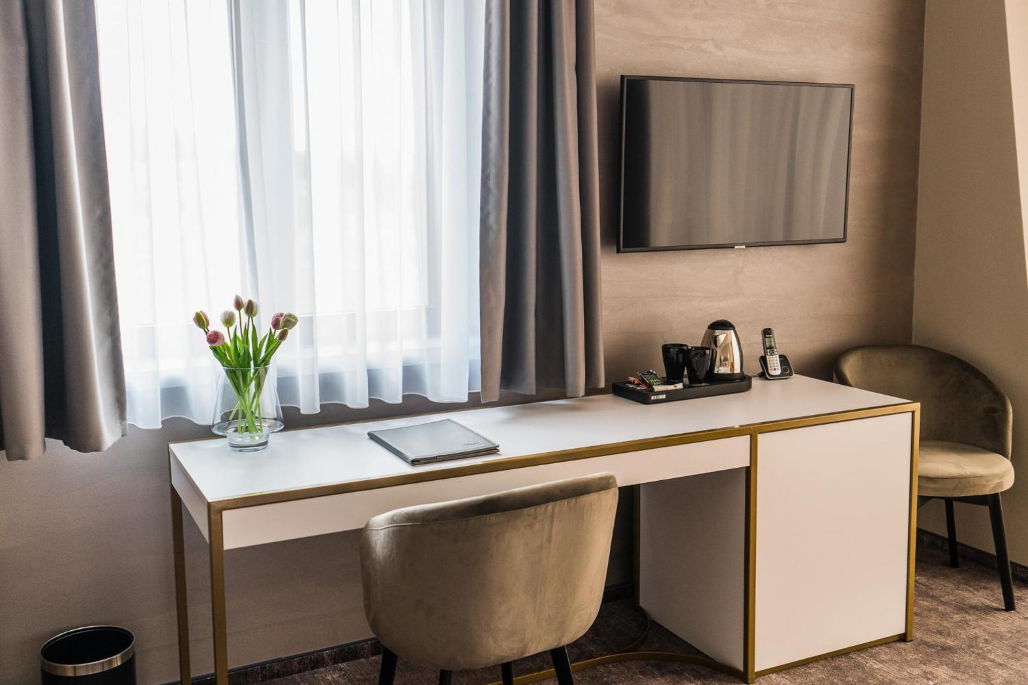 Deluxe Room (2 Adults + 1 Child), photo 7