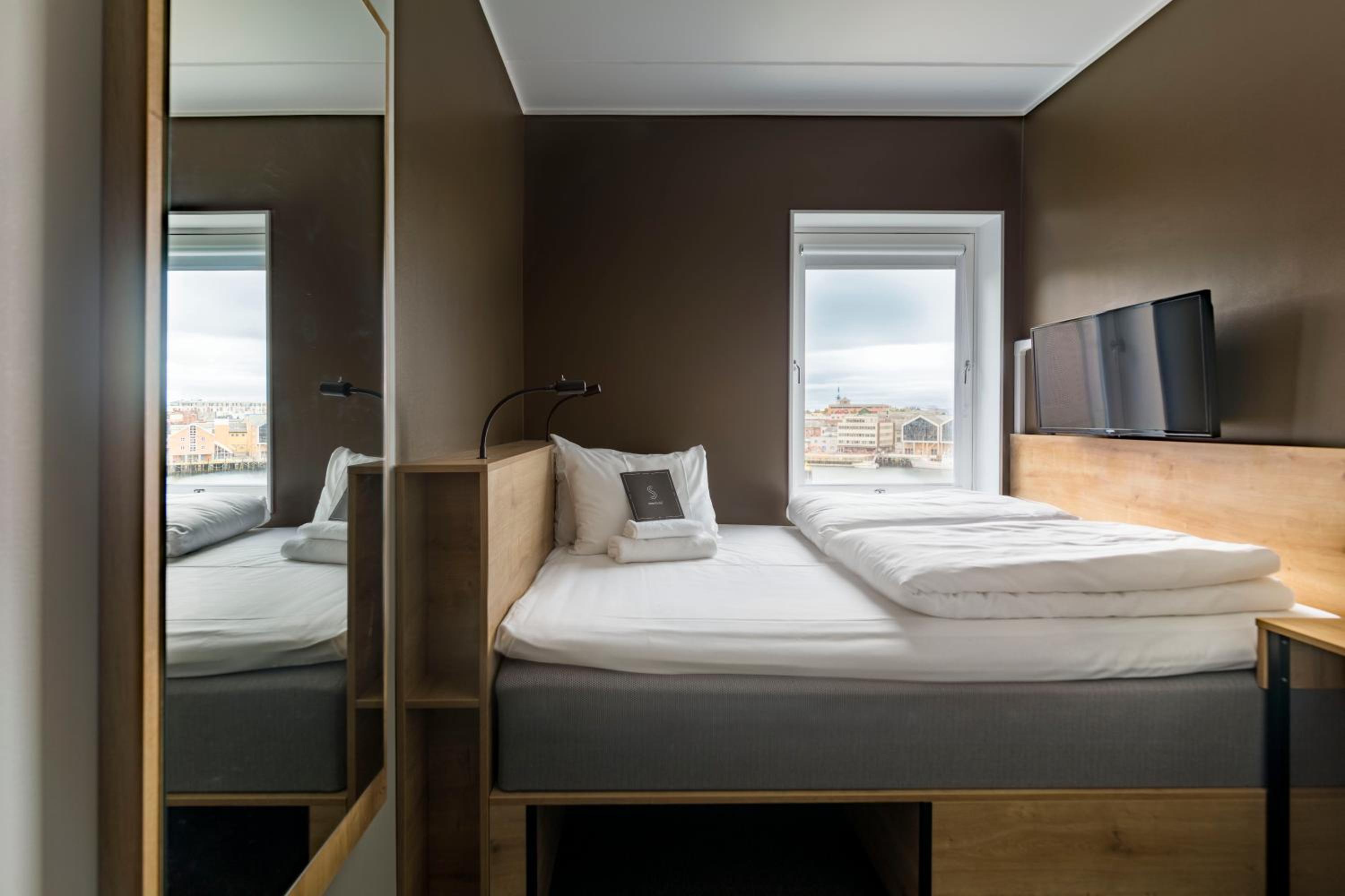 Small Double Room with View photo 3