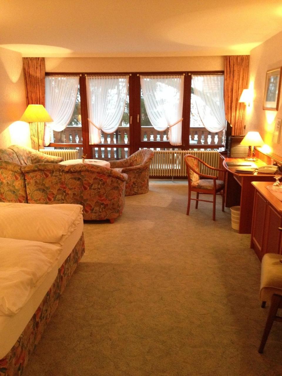 Junior Suite with Balcony photo 3