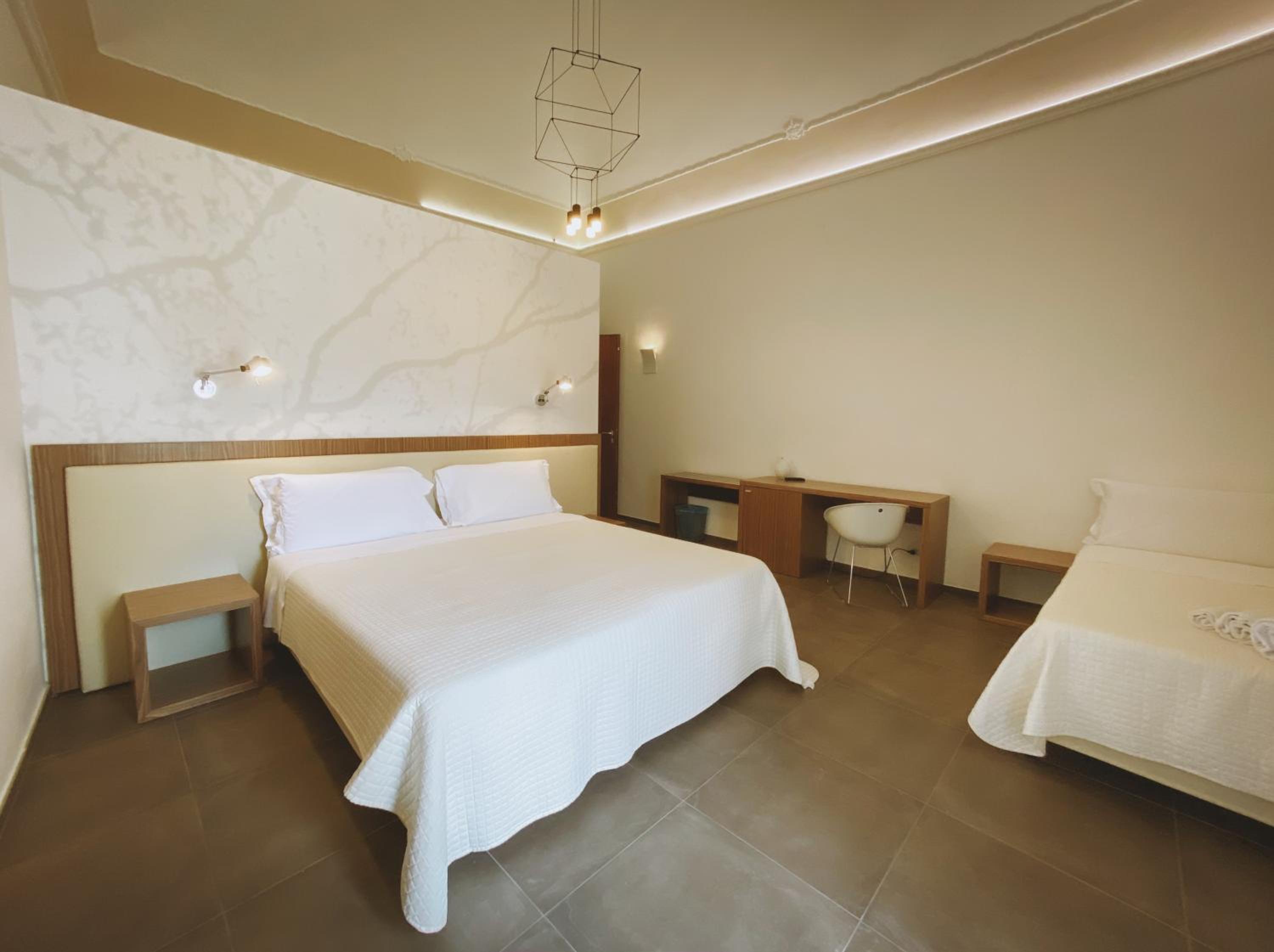 Triple Room - Photo 1