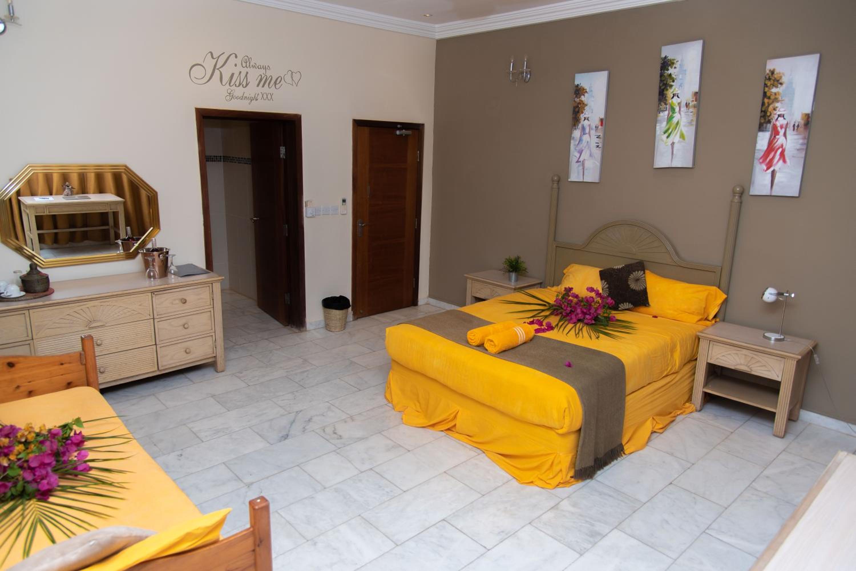 Superior Triple Room with Sea View photo 3