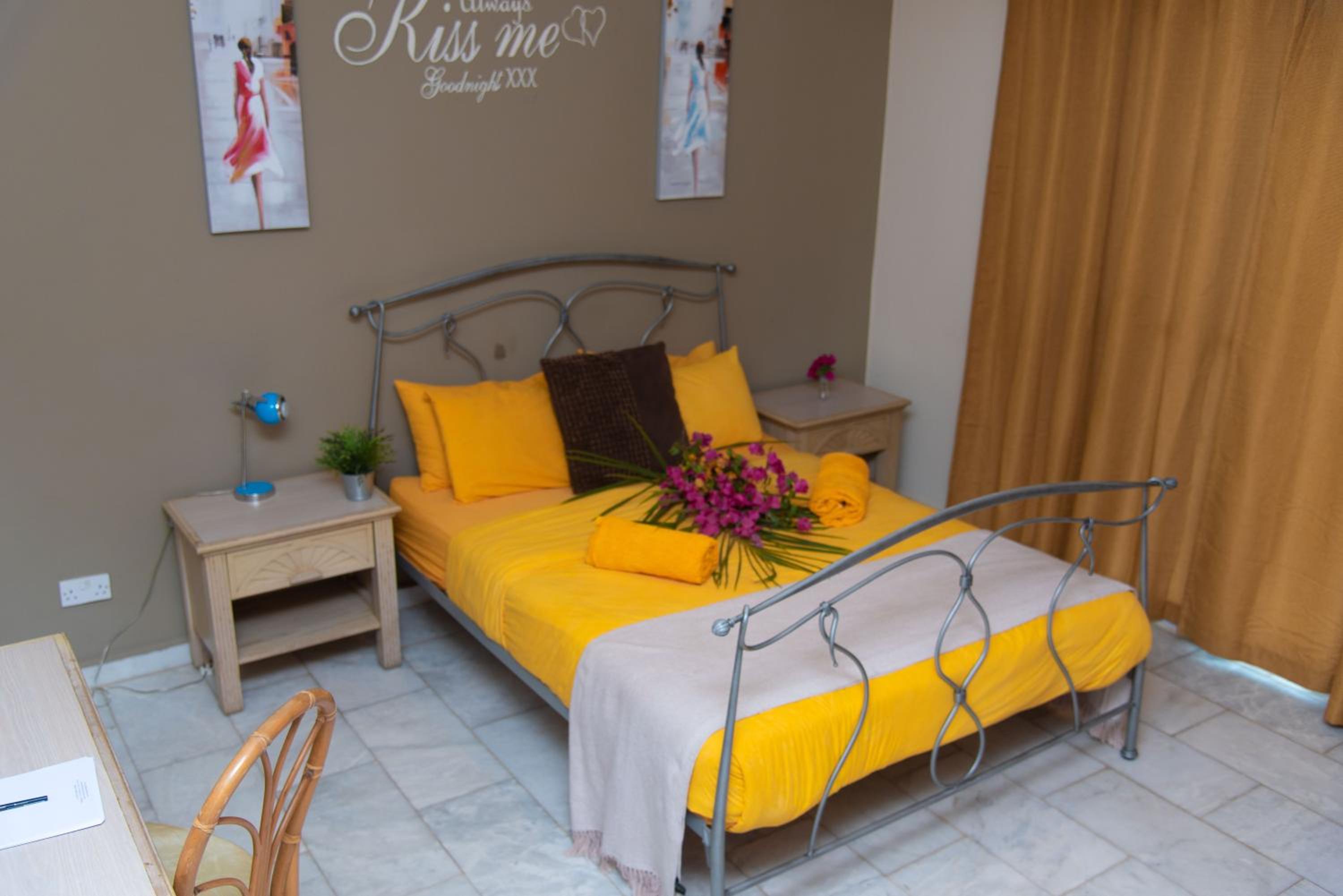 Deluxe Double Room with Partial Sea View photo 1
