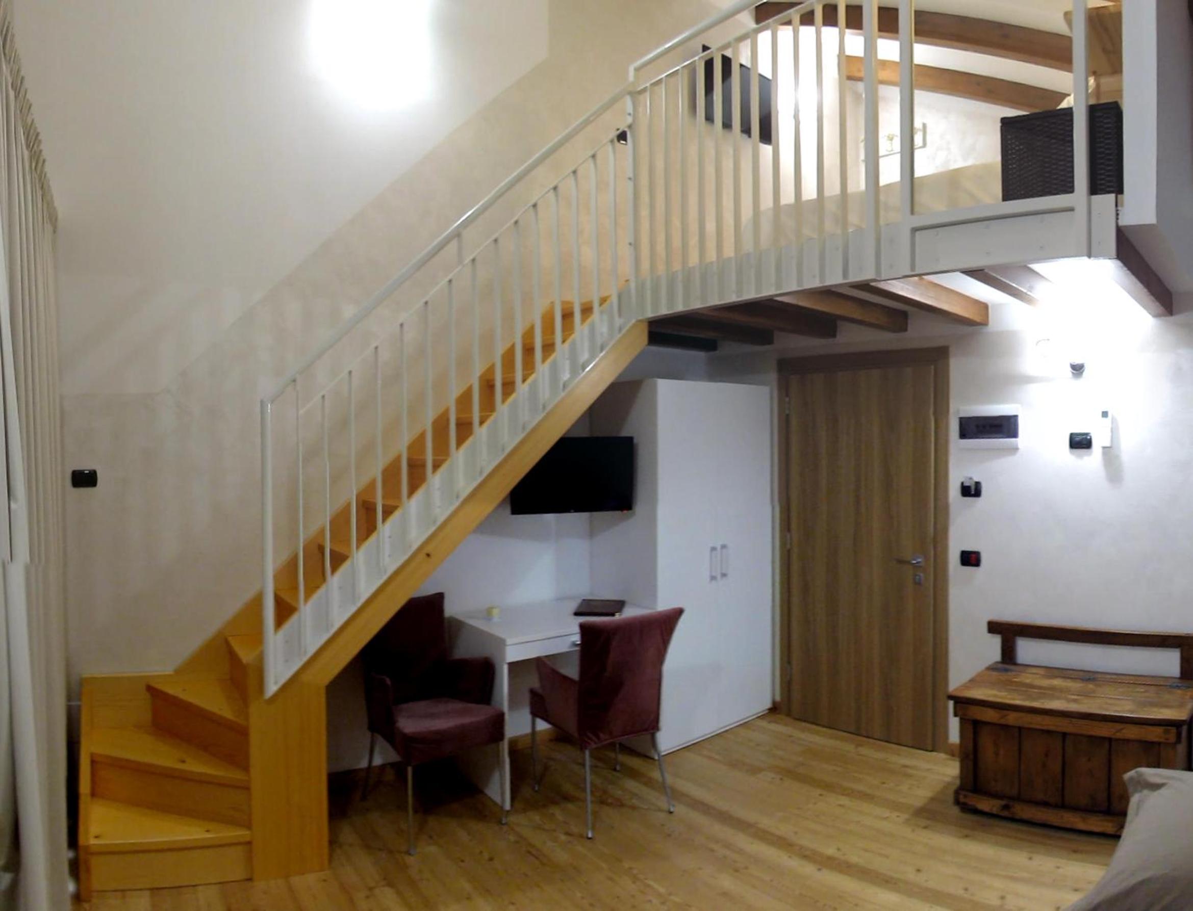 Apartment with Mountain View photo 2