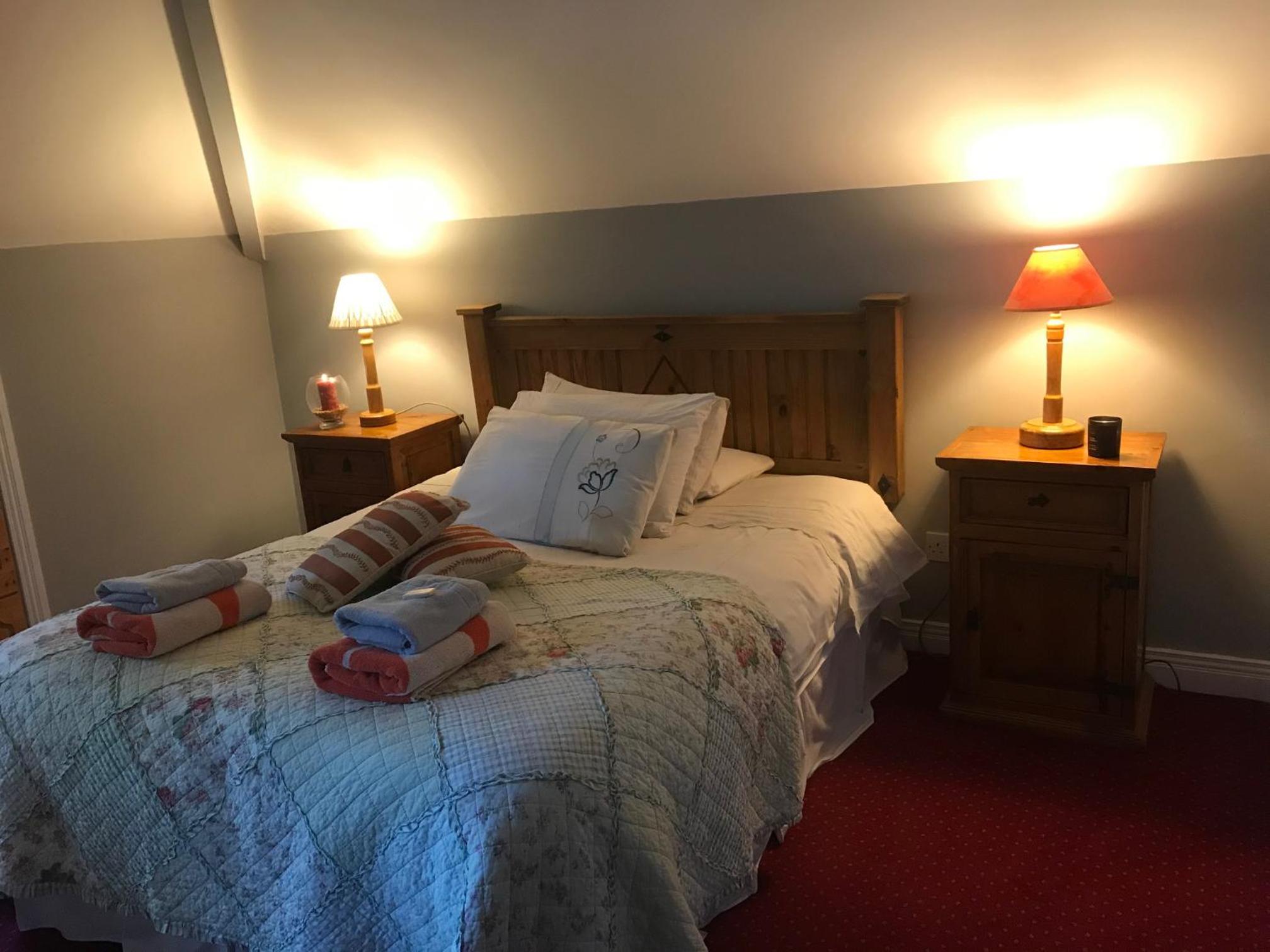 Double Room with Private Bathroom photo 1