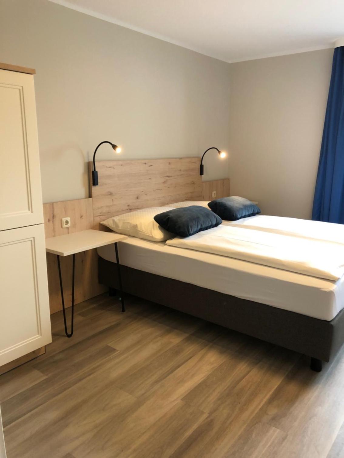 Budget Double Room photo 2