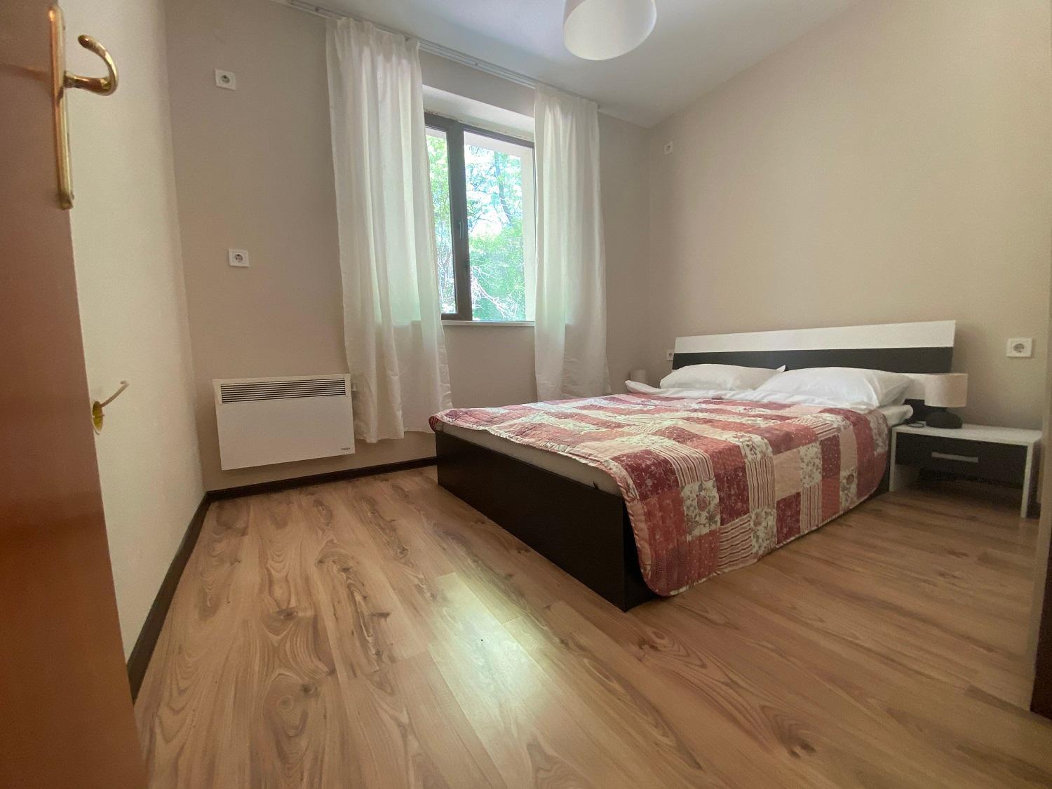 One-Bedroom Apartment - Photo 16