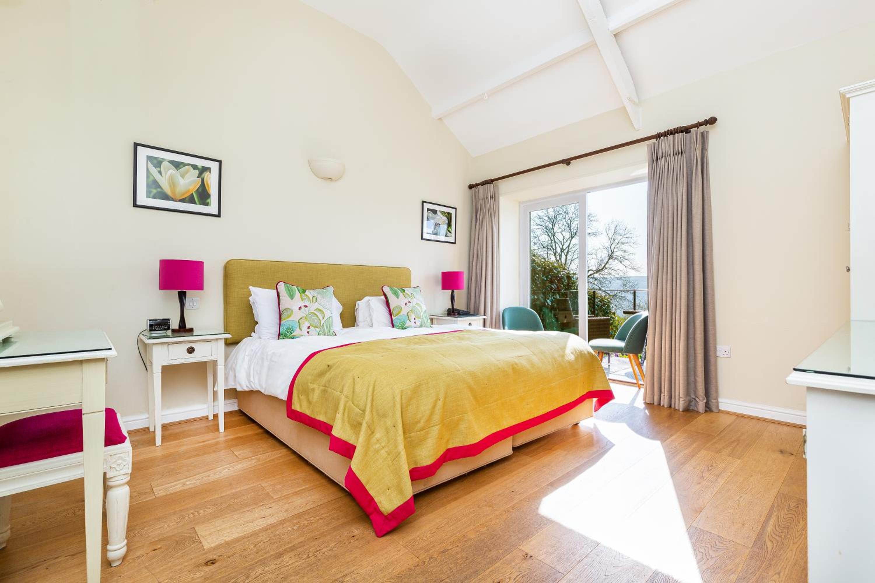 Deluxe Double Room photo 2