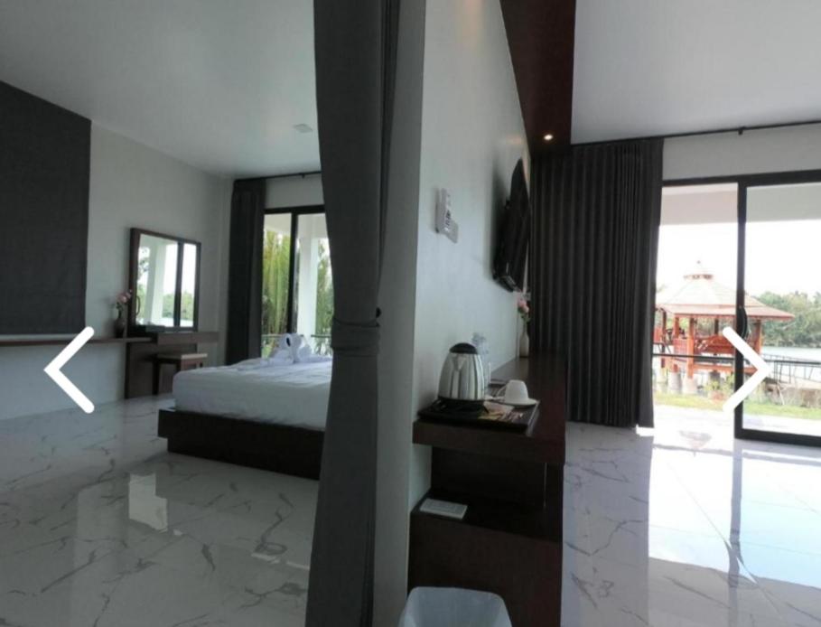 Two-Bedroom Villa - Photo 13