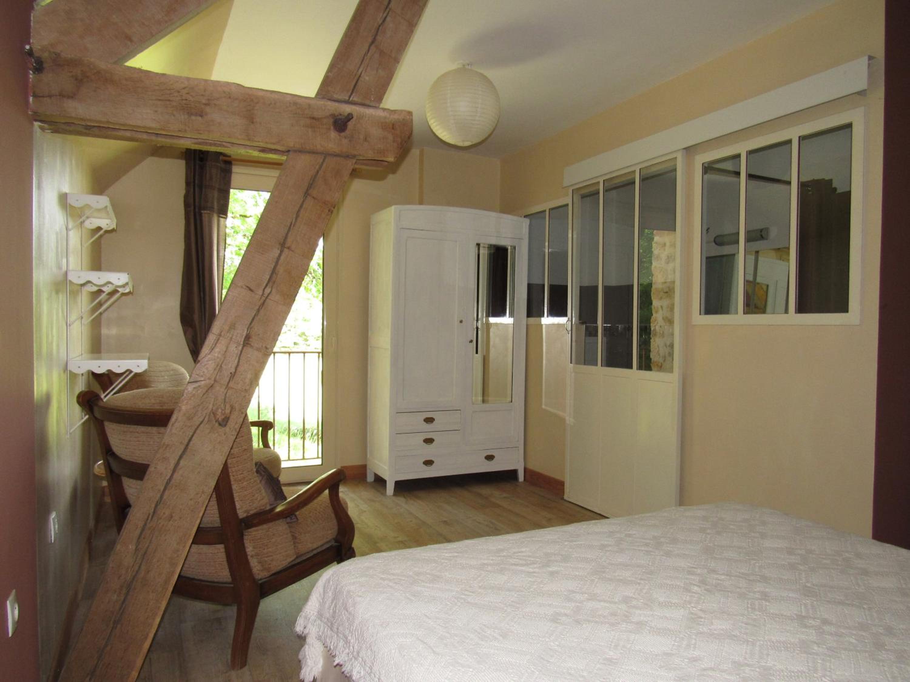 King Room with Garden View - Photo 5