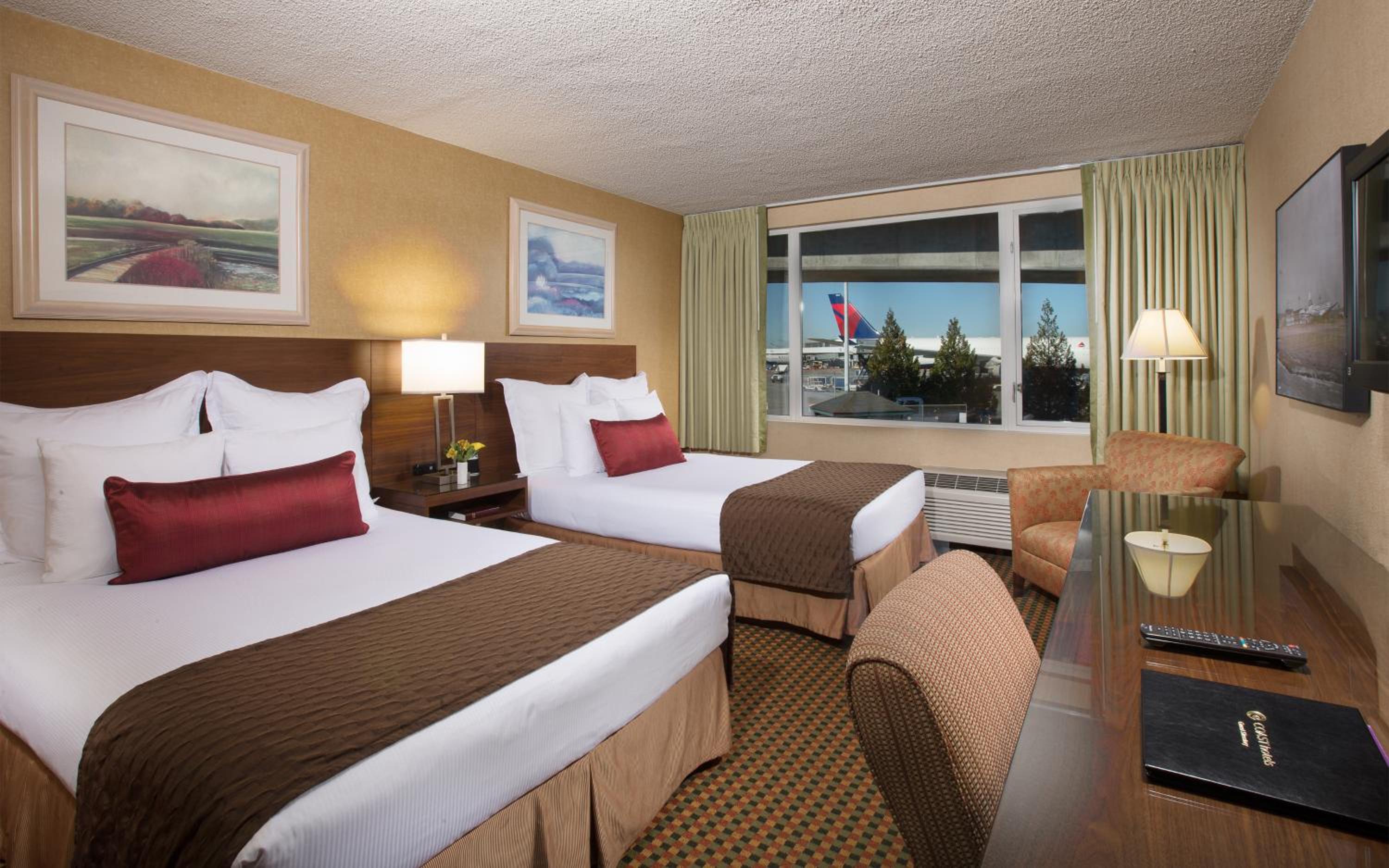 Double Room with Two Double Beds - Photo 4