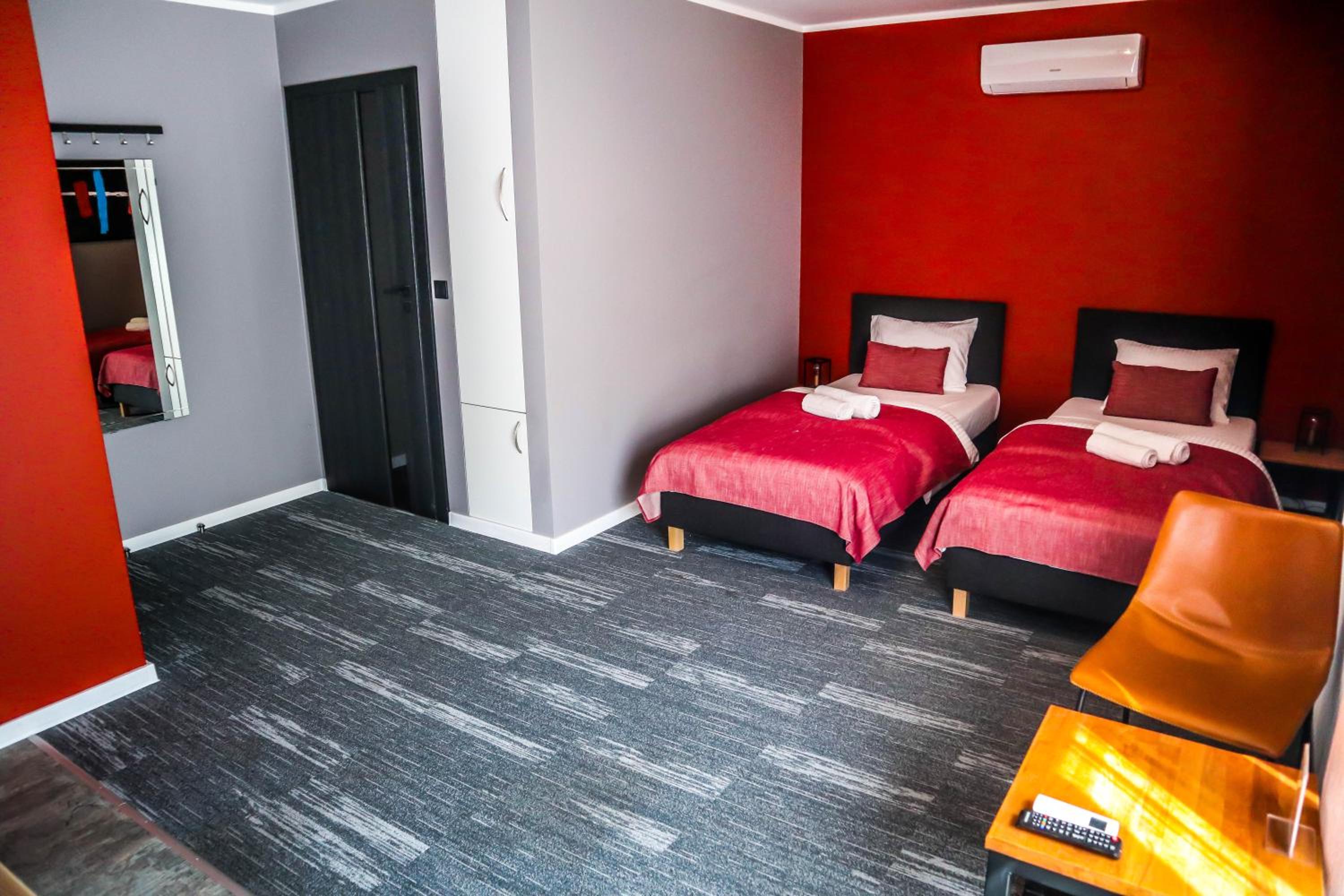 Deluxe Double Room with Shower photo 1