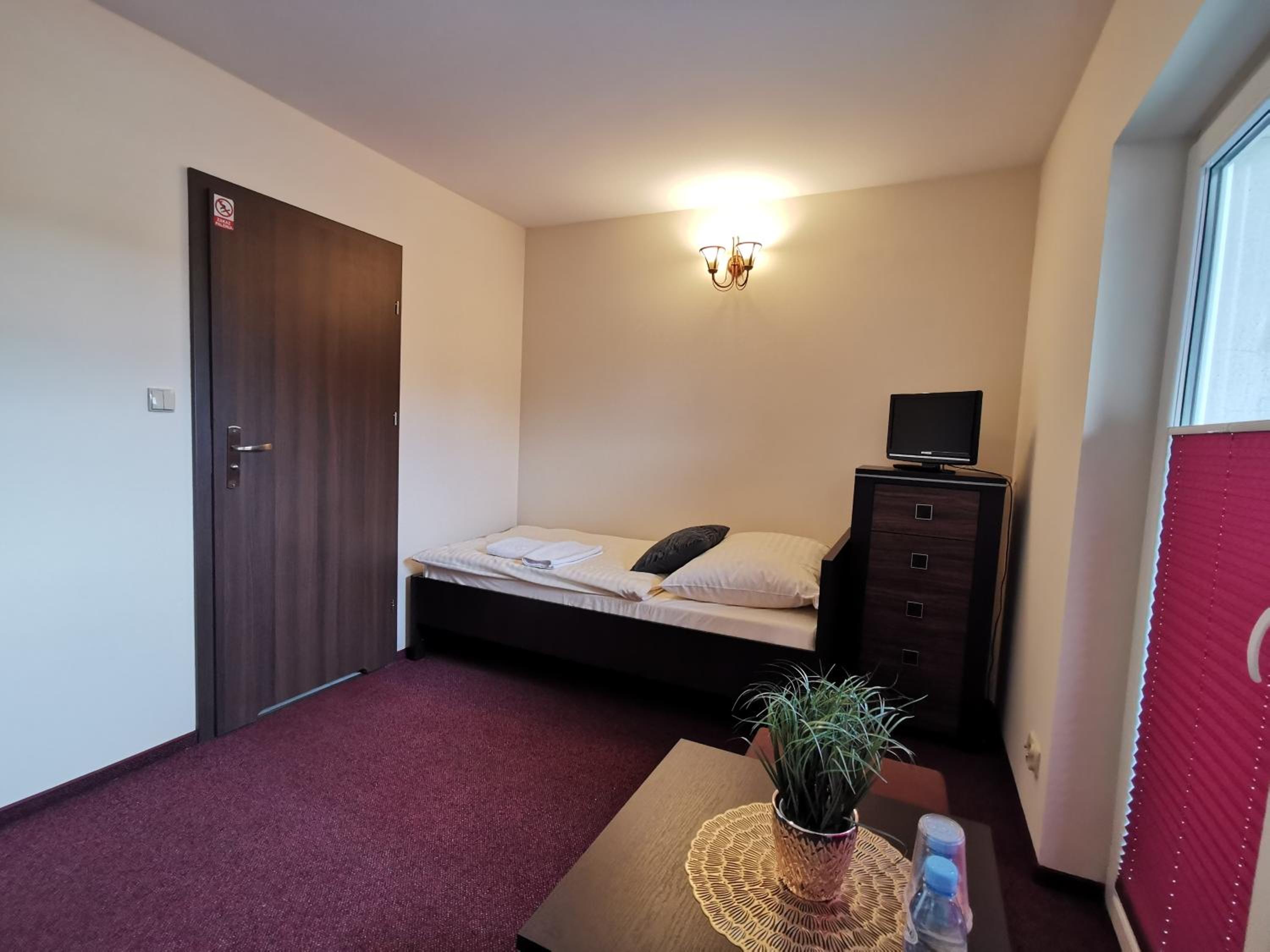Twin Room with Balcony photo 2