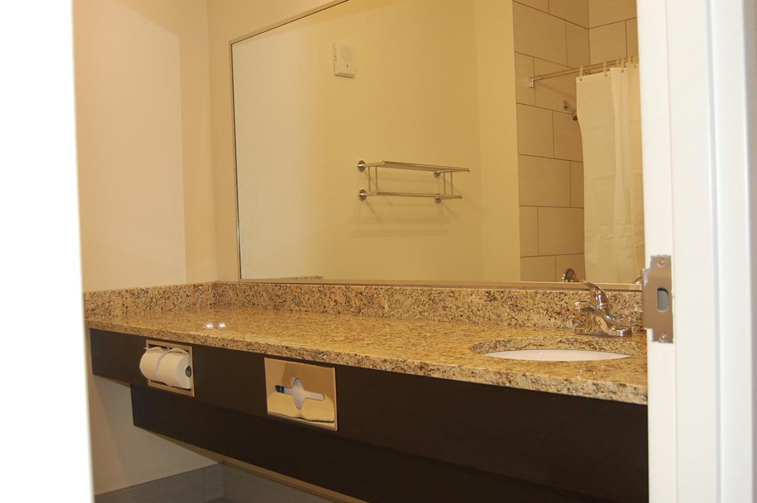 Junior Suite - Photo 12