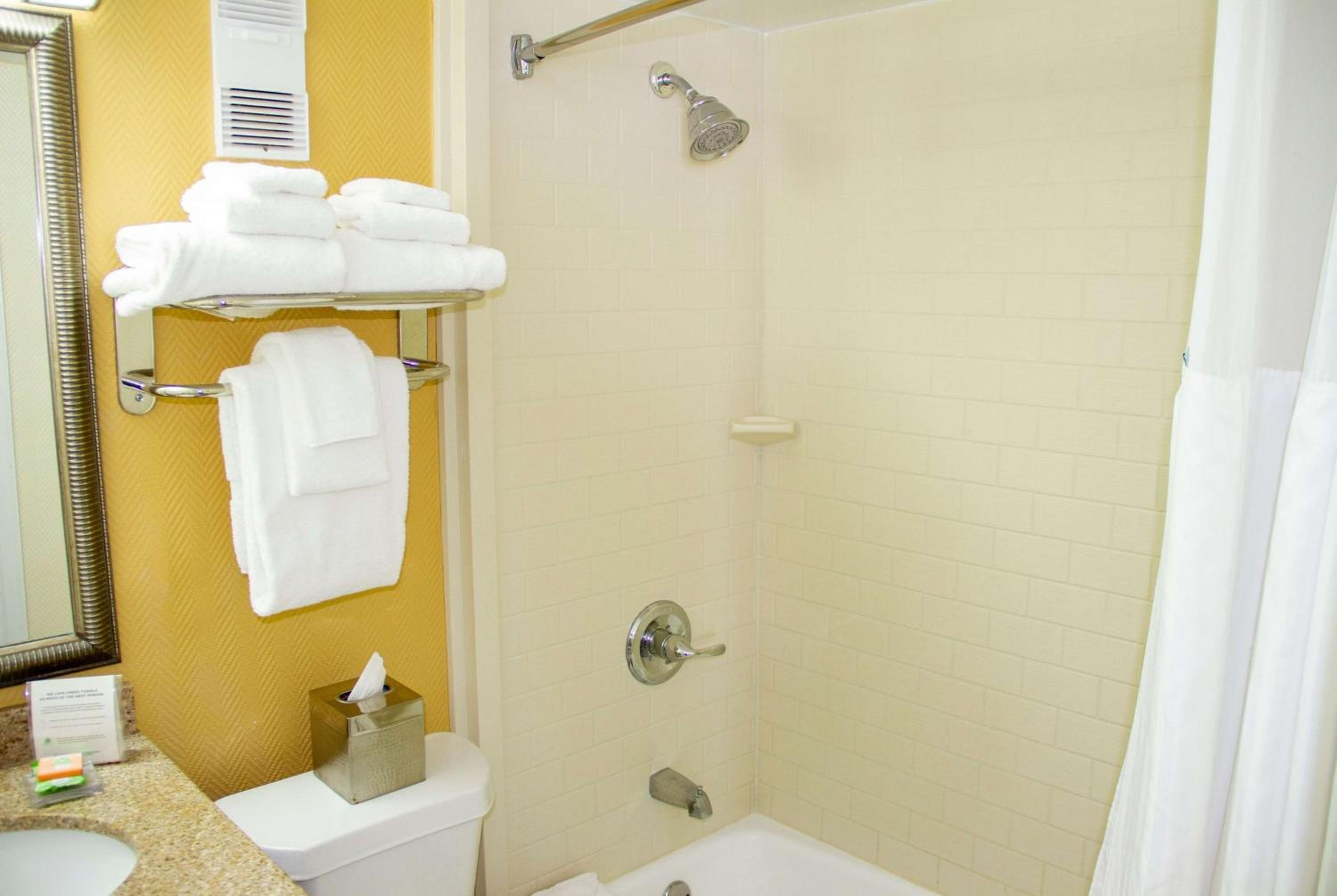 King Room - First Floor - Photo 5