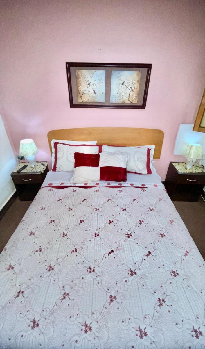 Standard Queen Room photo 1