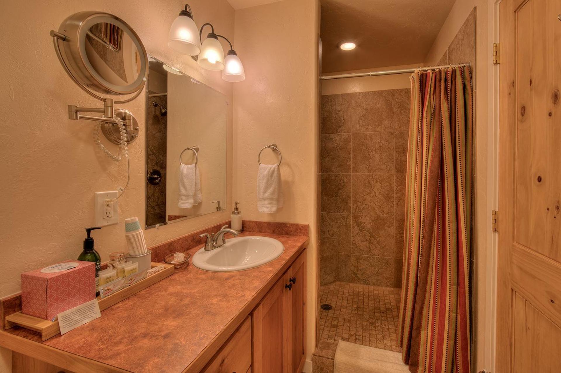 Three-Bedroom Townhouse photo 3