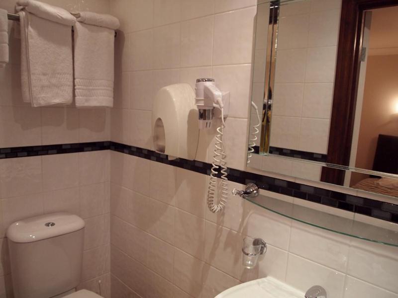 Single Room photo 2