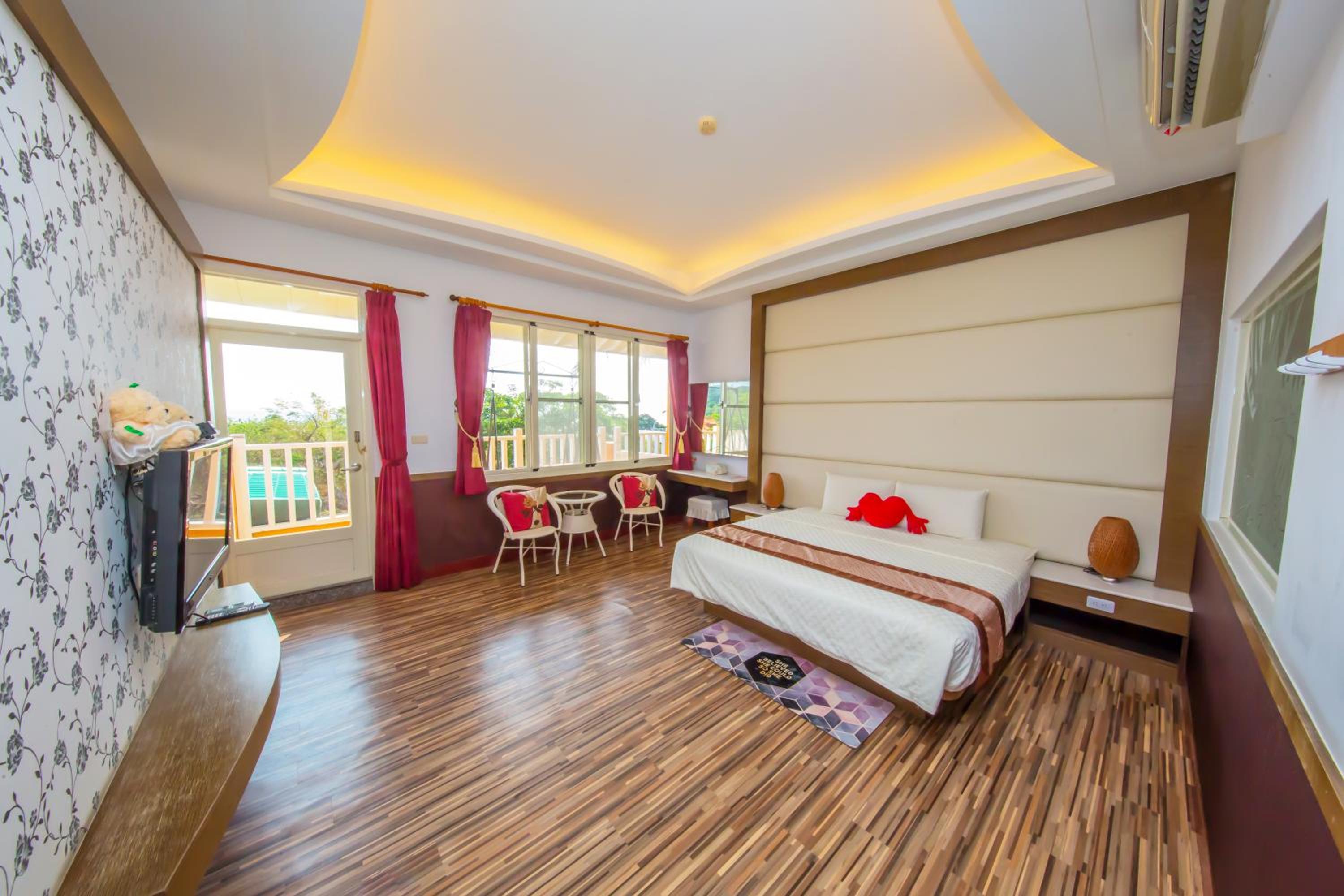 Deluxe Double Room with Balcony and Sea View photo 1