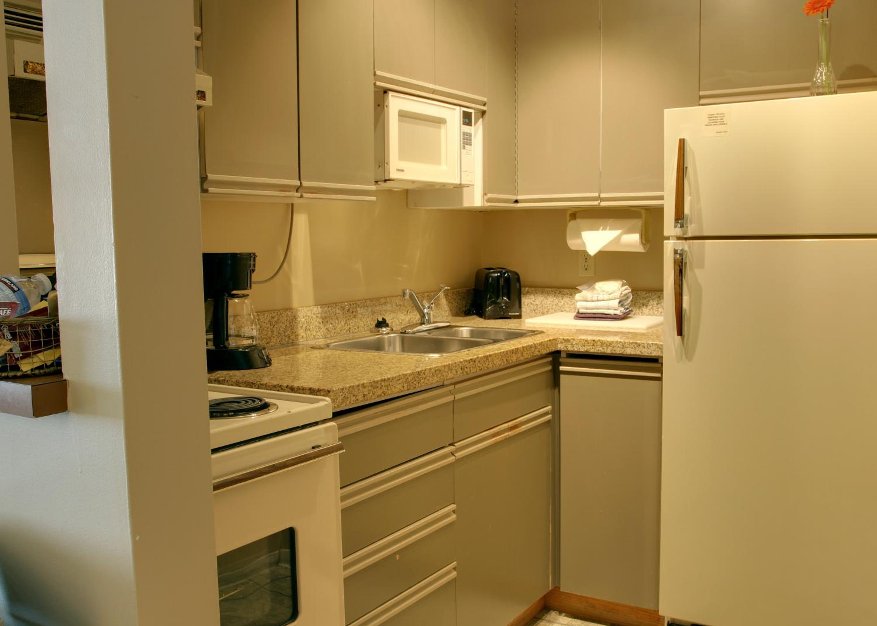 One-Bedroom Suite photo 3