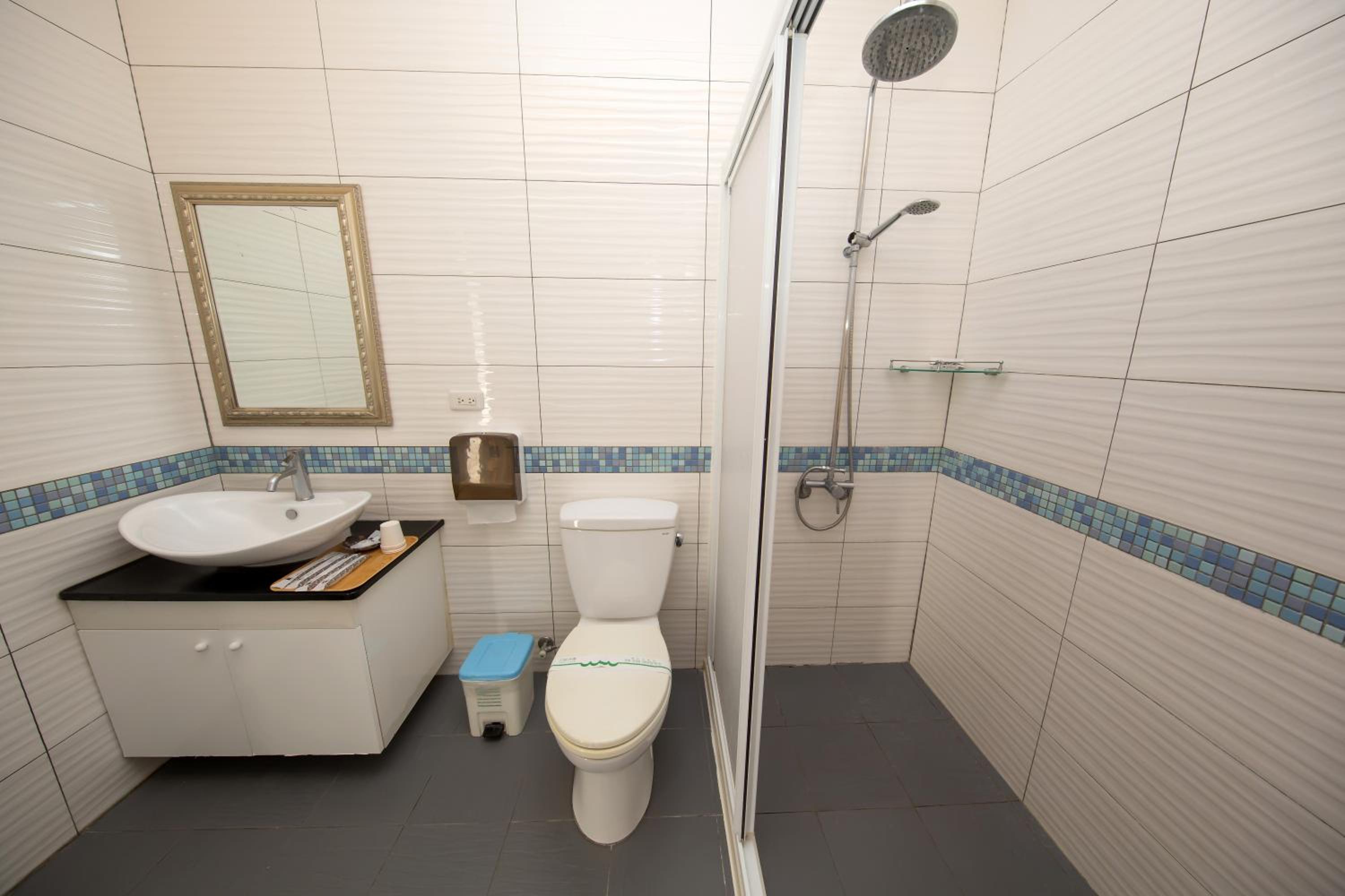 Deluxe Double Room with Balcony and Sea View photo 3