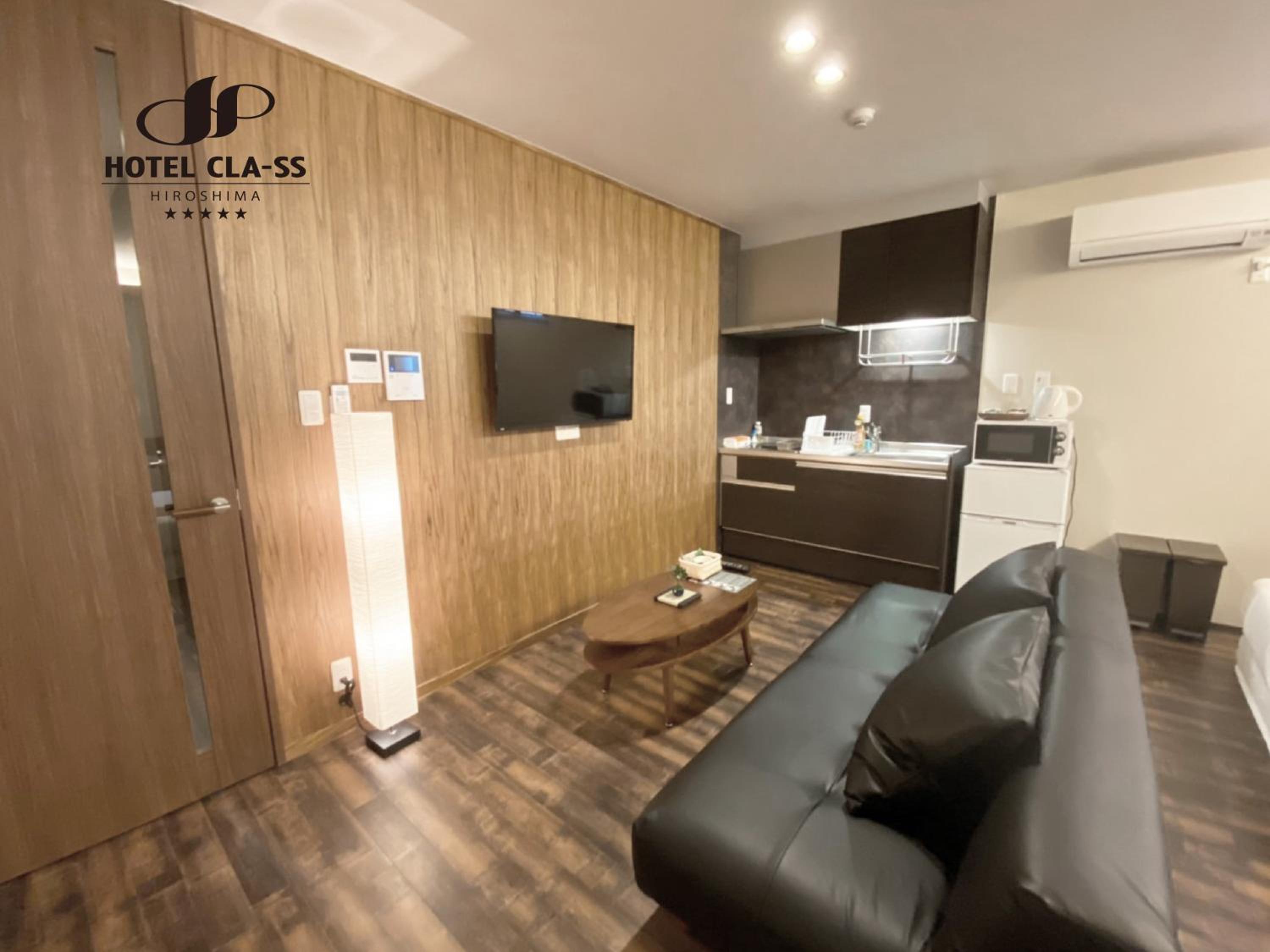 Deluxe Family Room - Photo 1