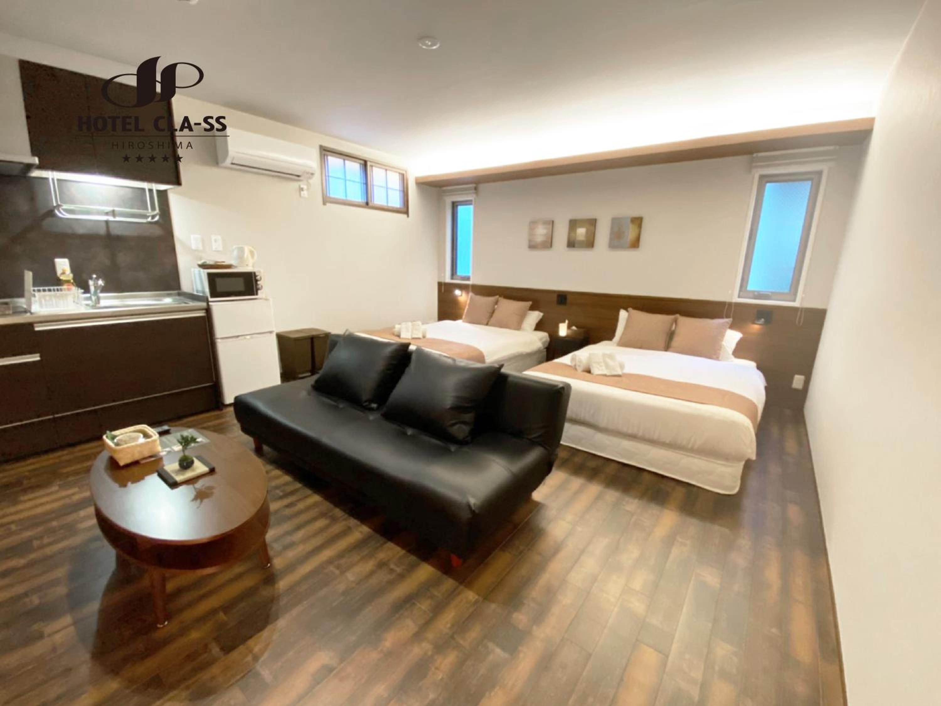 Deluxe Family Room - Photo 12