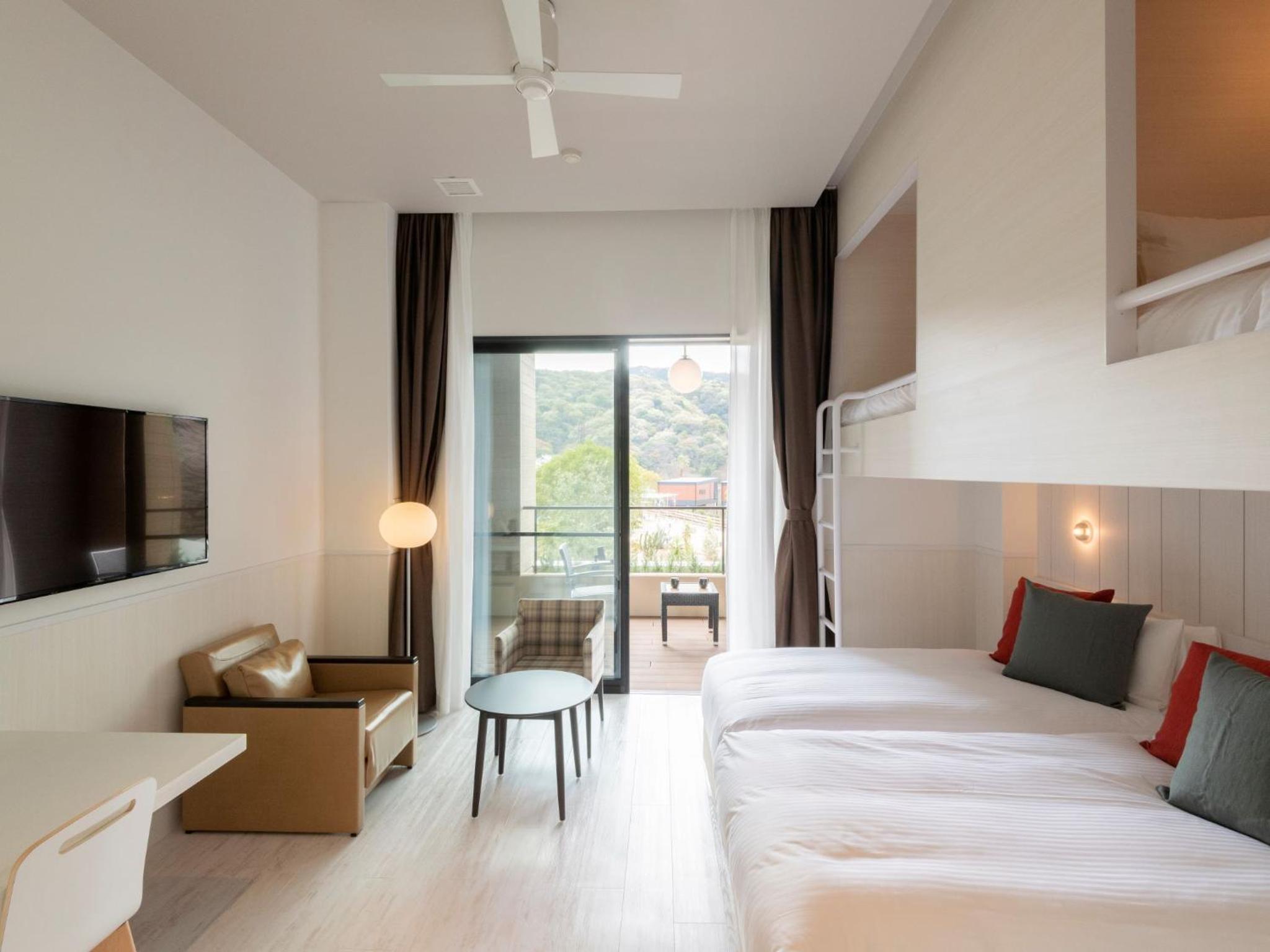 Room with Loft - Photo 6