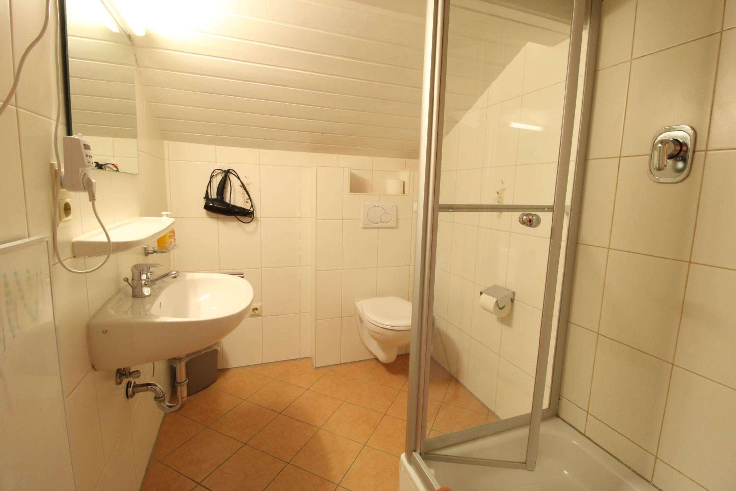 Triple Room with Bathroom photo 3