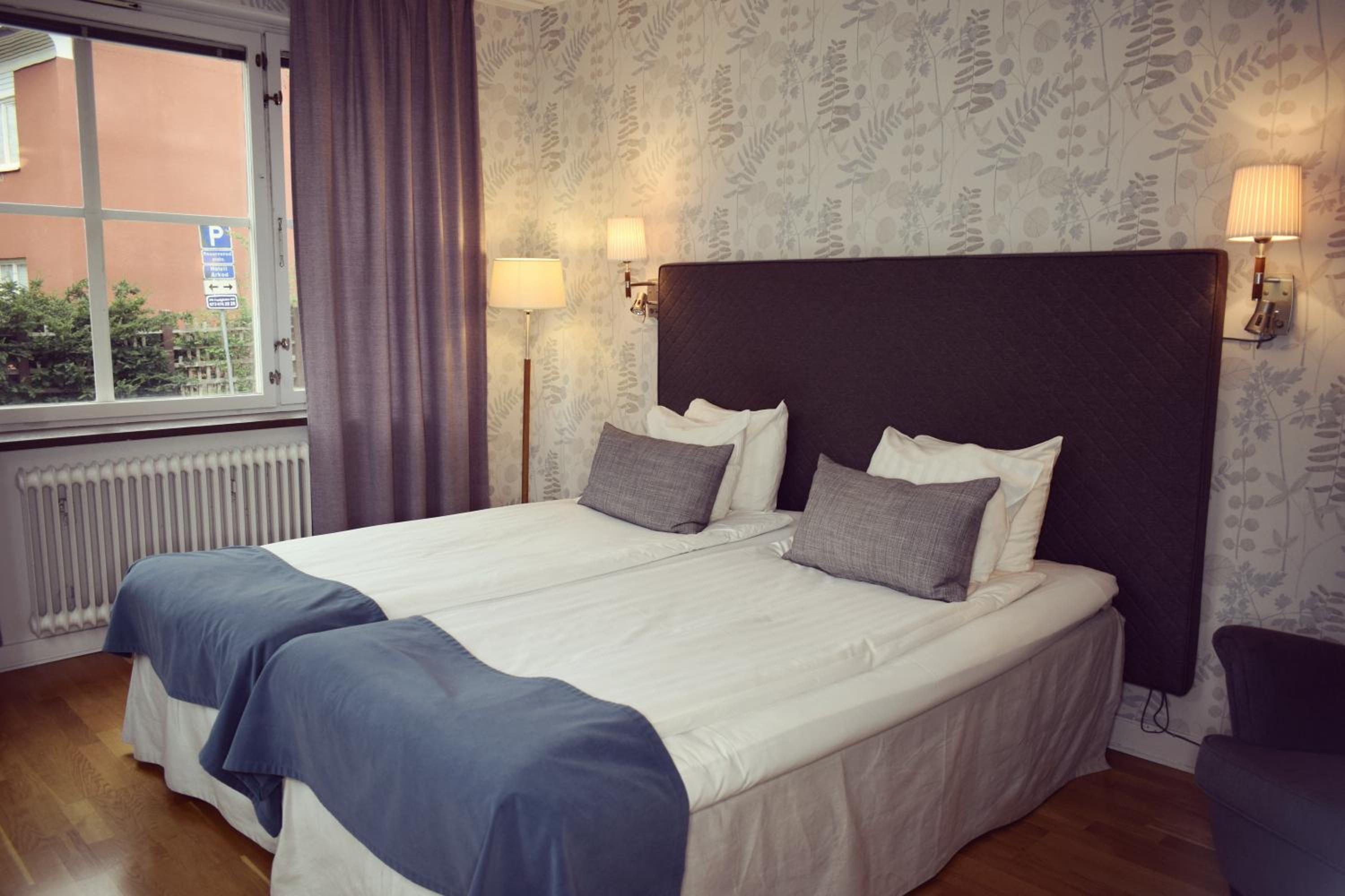 Economy Double or Twin Room photo 2