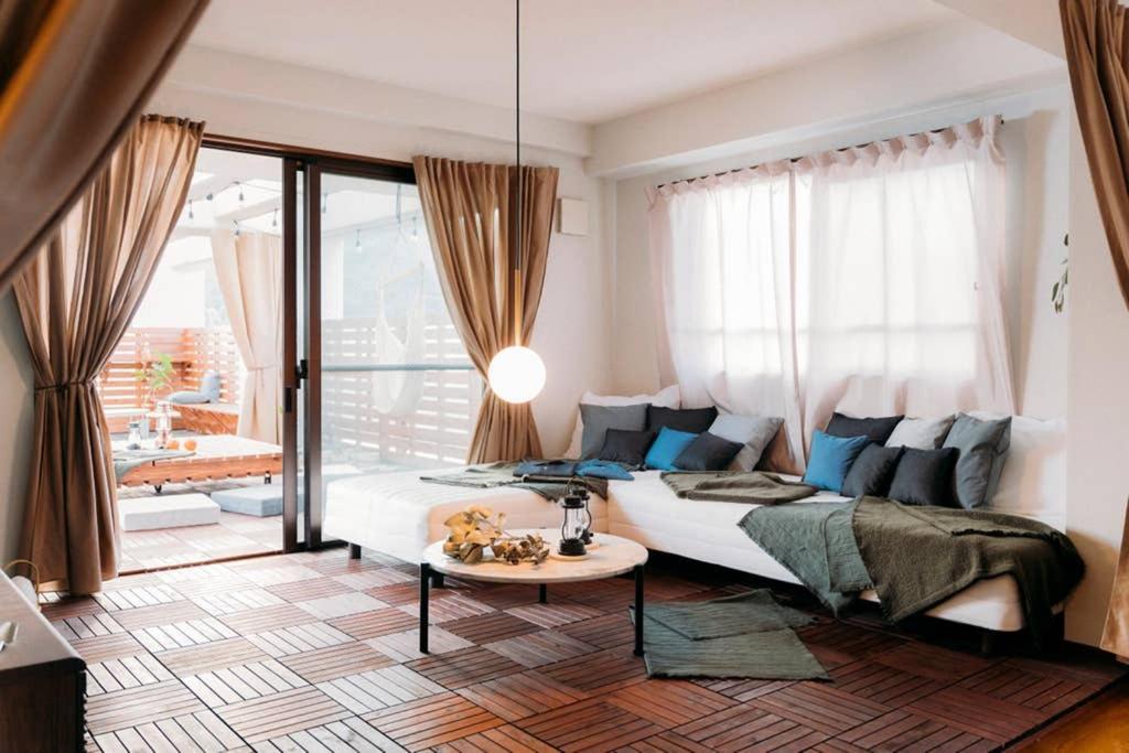 One-Bedroom Apartment - Photo 18