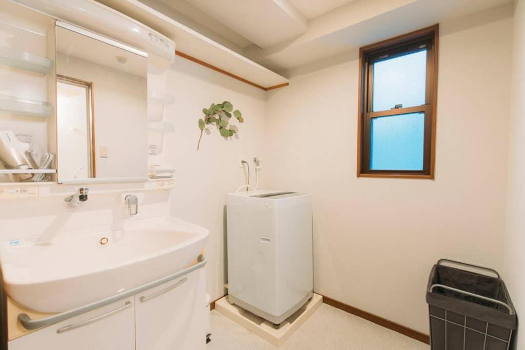 One-Bedroom Apartment - Photo 9