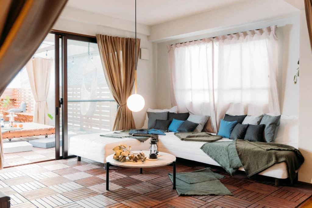 One-Bedroom Apartment - Photo 6