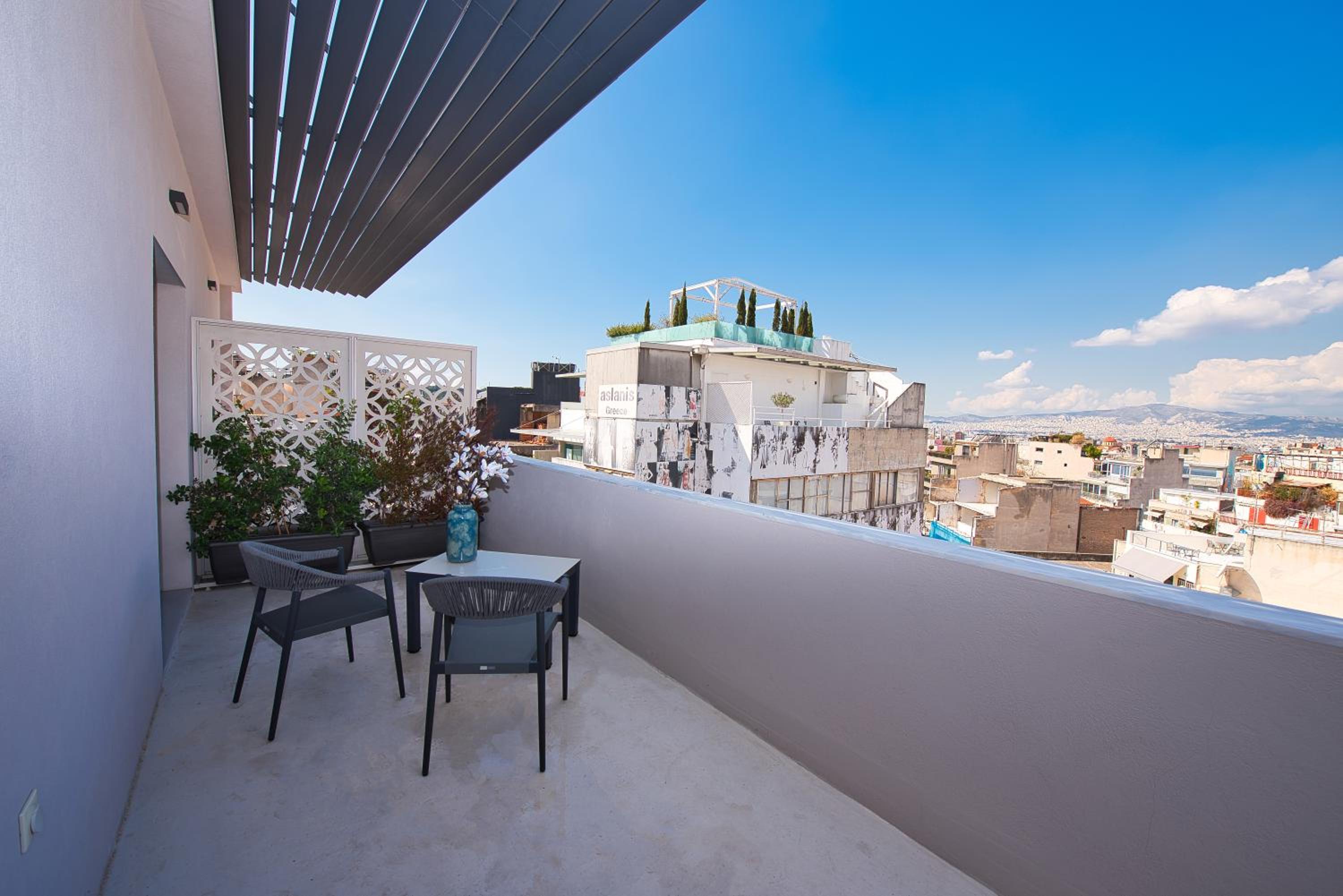 Suite with Balcony photo 3