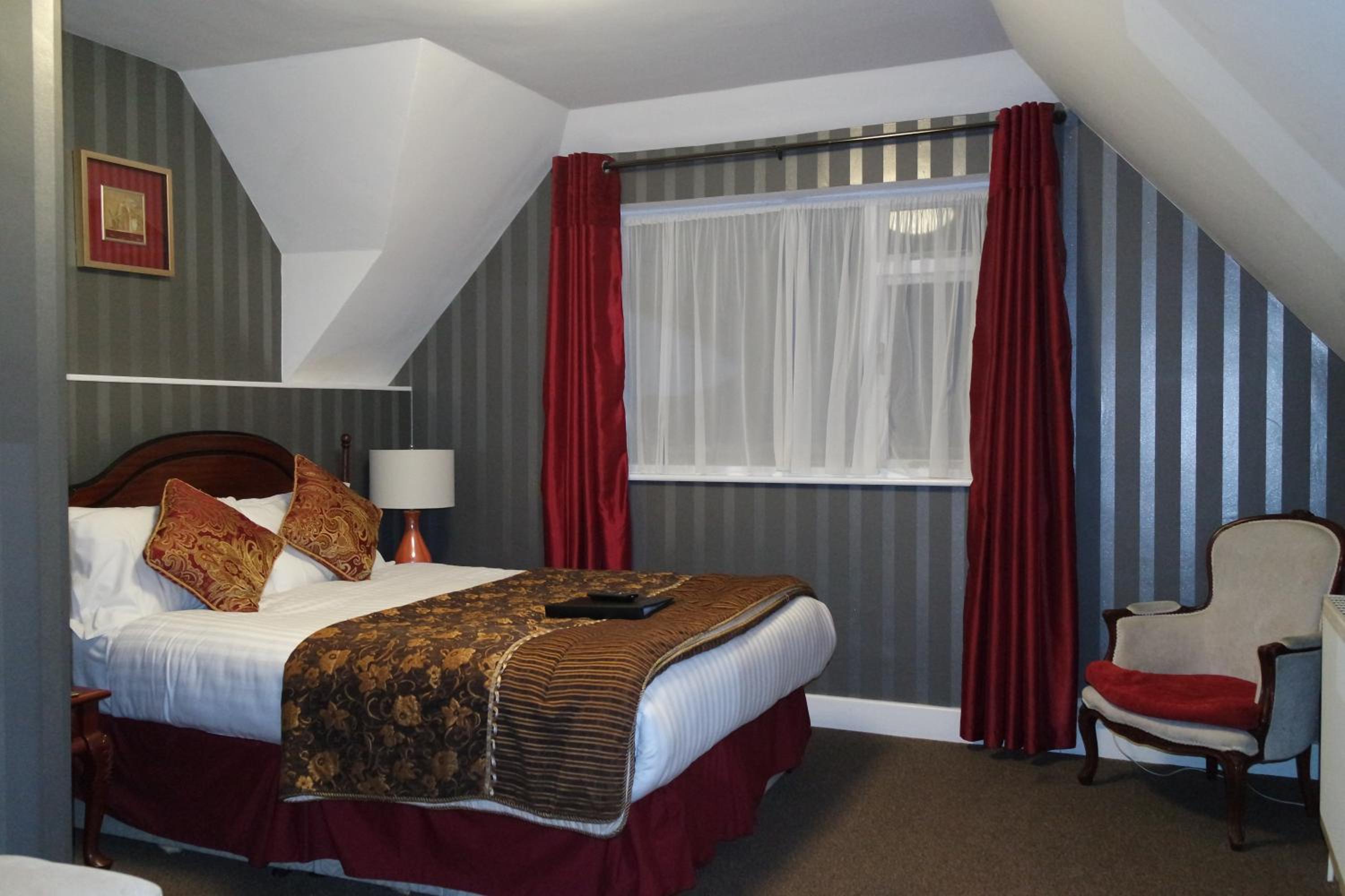 Deluxe Double Room with Shower photo 3