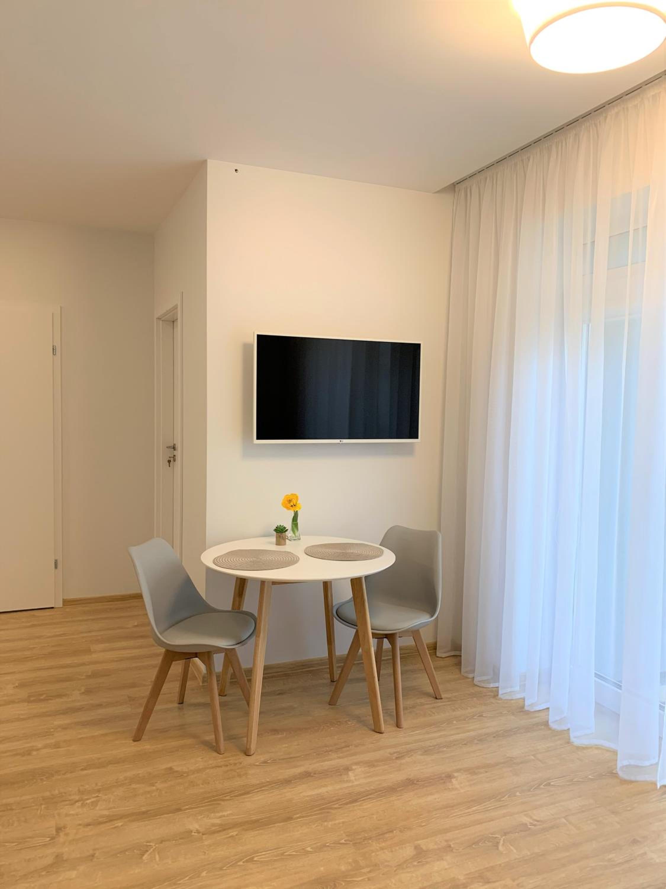 Two-Bedroom Apartment - Photo 5