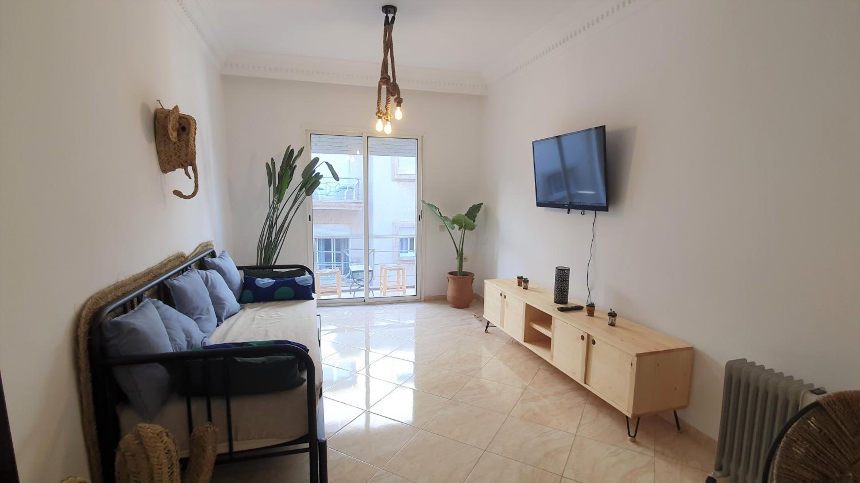 Apartment with Balcony - Photo 2