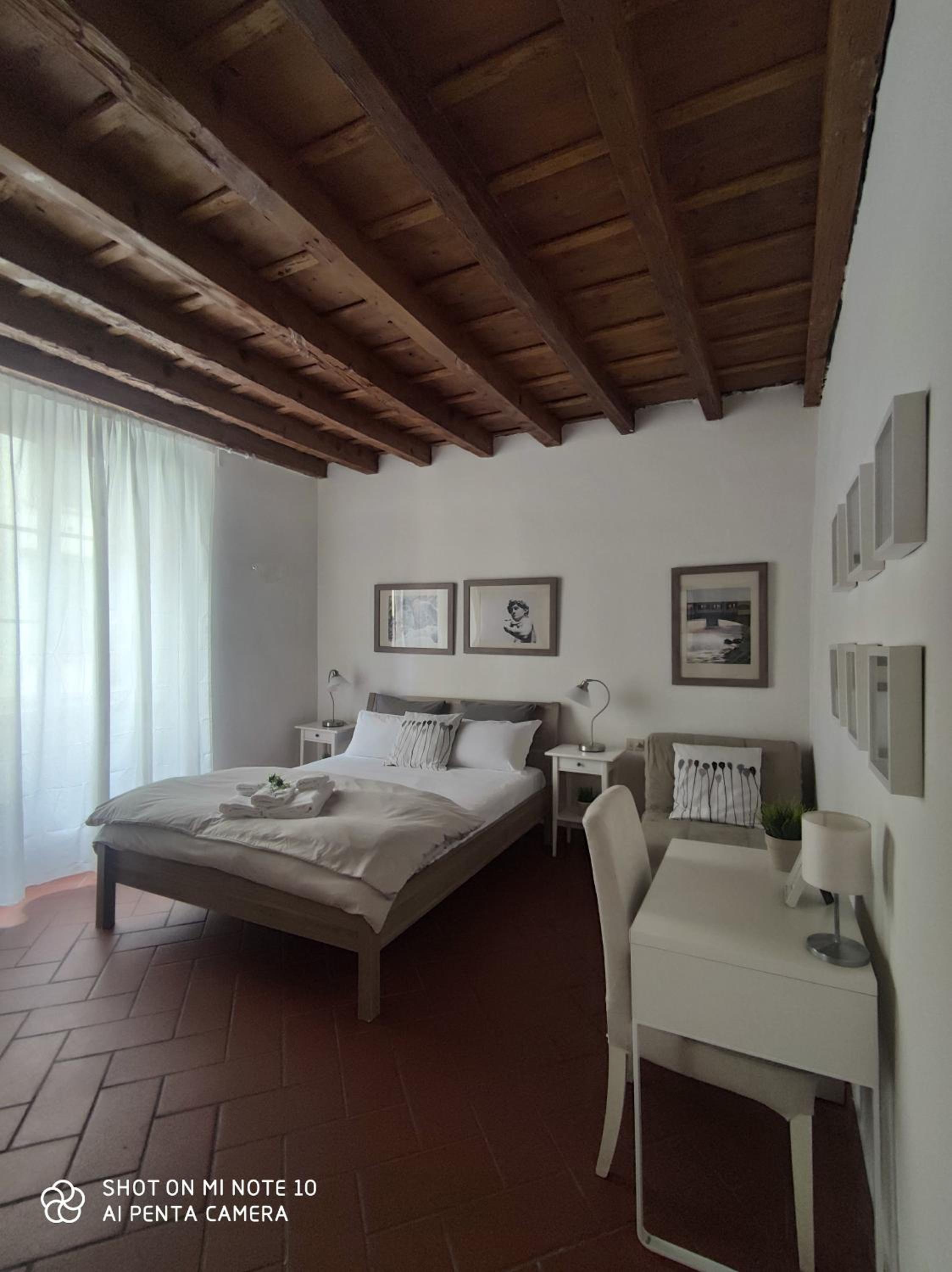 Deluxe Double Room photo 2