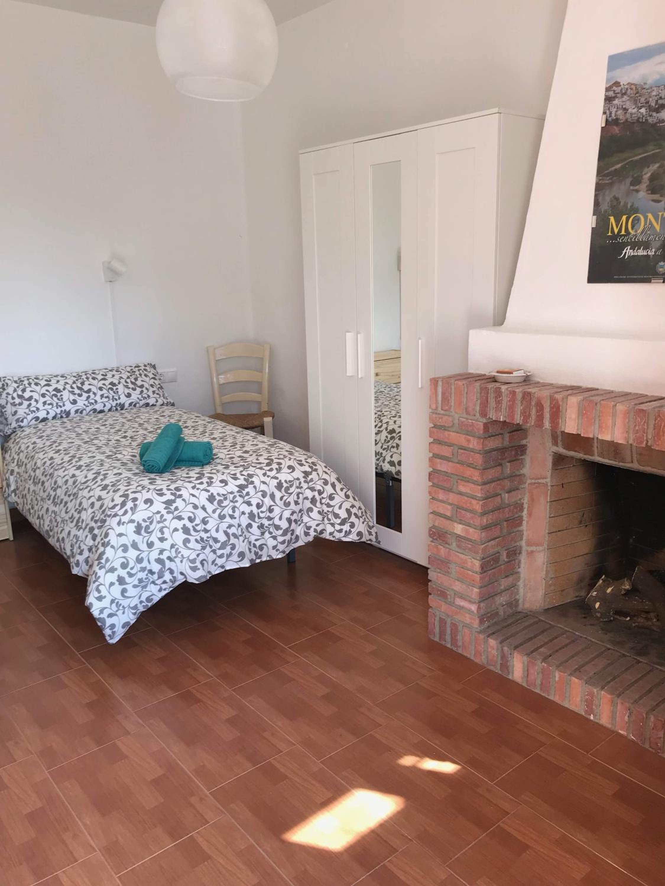 Four-Bedroom House photo 2