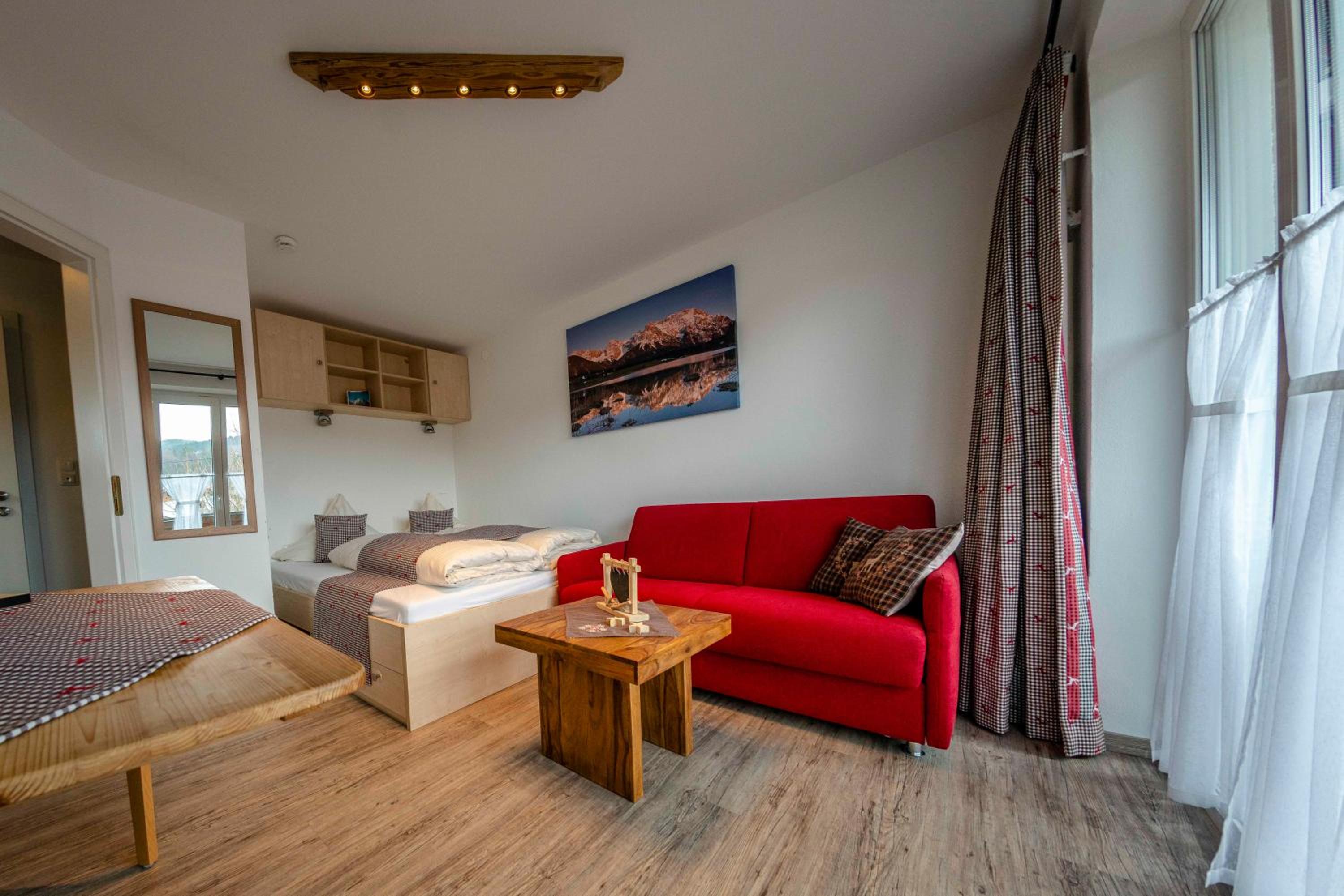 Studio Apartment photo 1