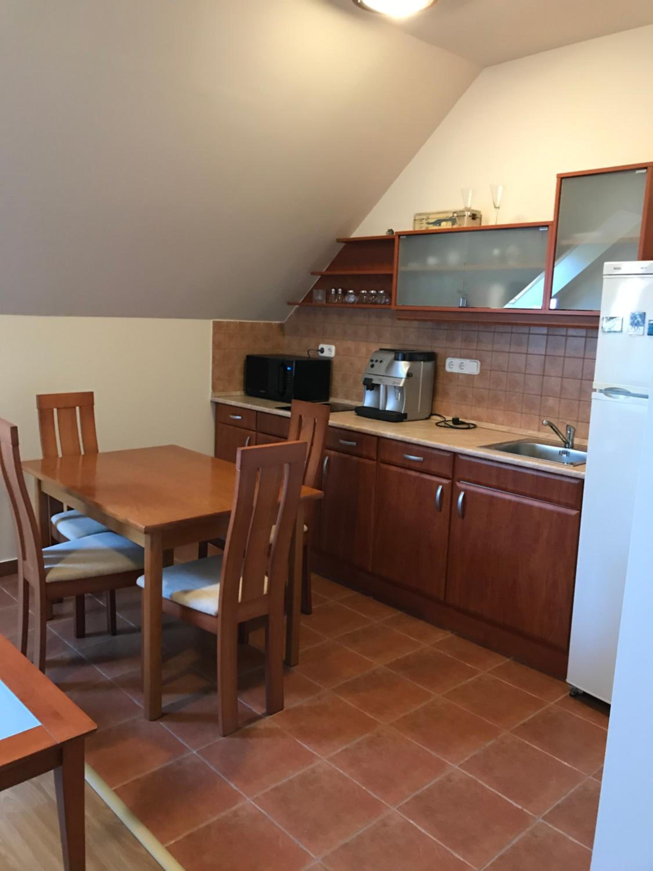 Deluxe Double Room with Extra Bed photo 3