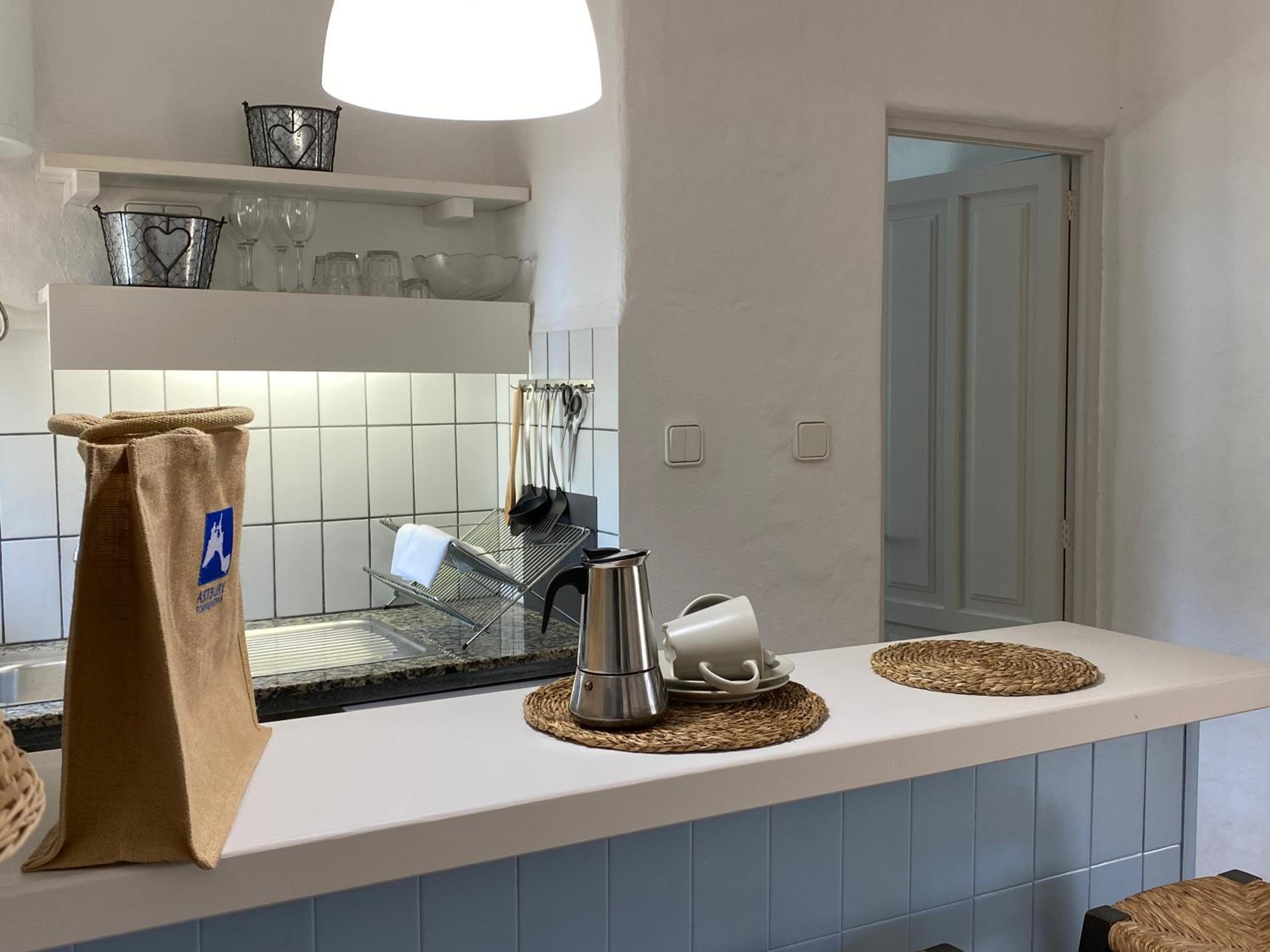One-Bedroom Apartment - Photo 5