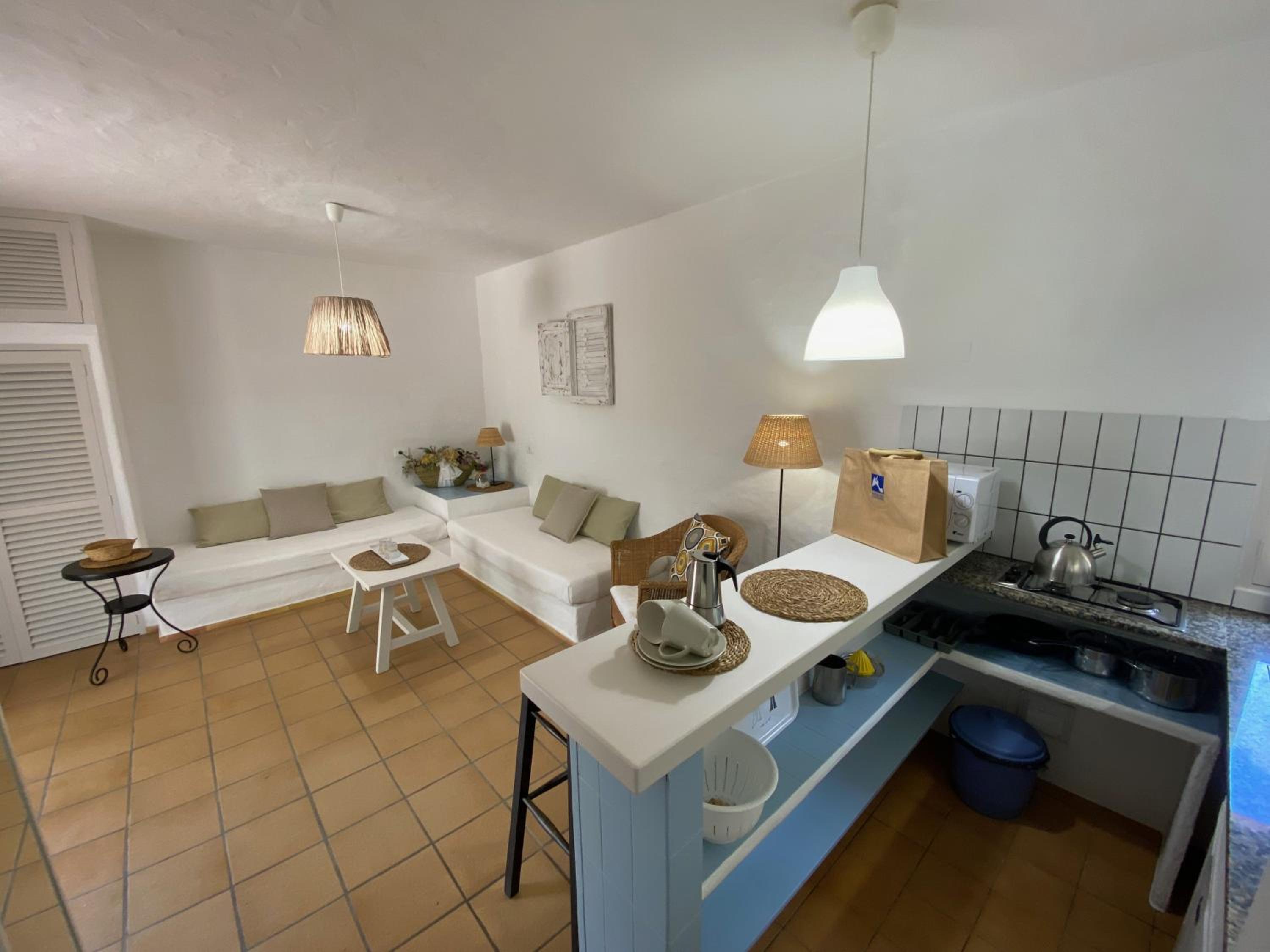 One-Bedroom Apartment - Photo 34