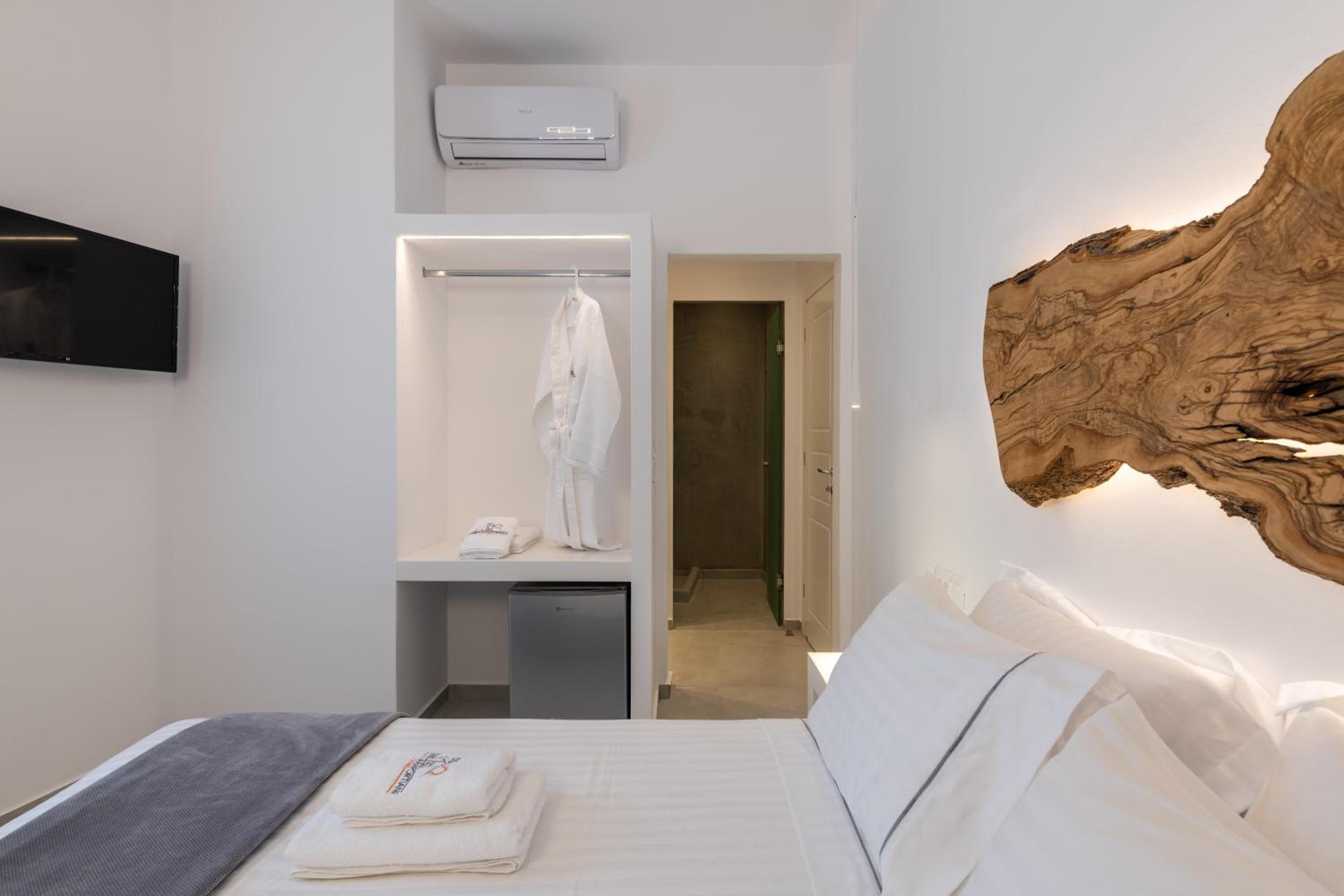 Double Room with View - Photo 17
