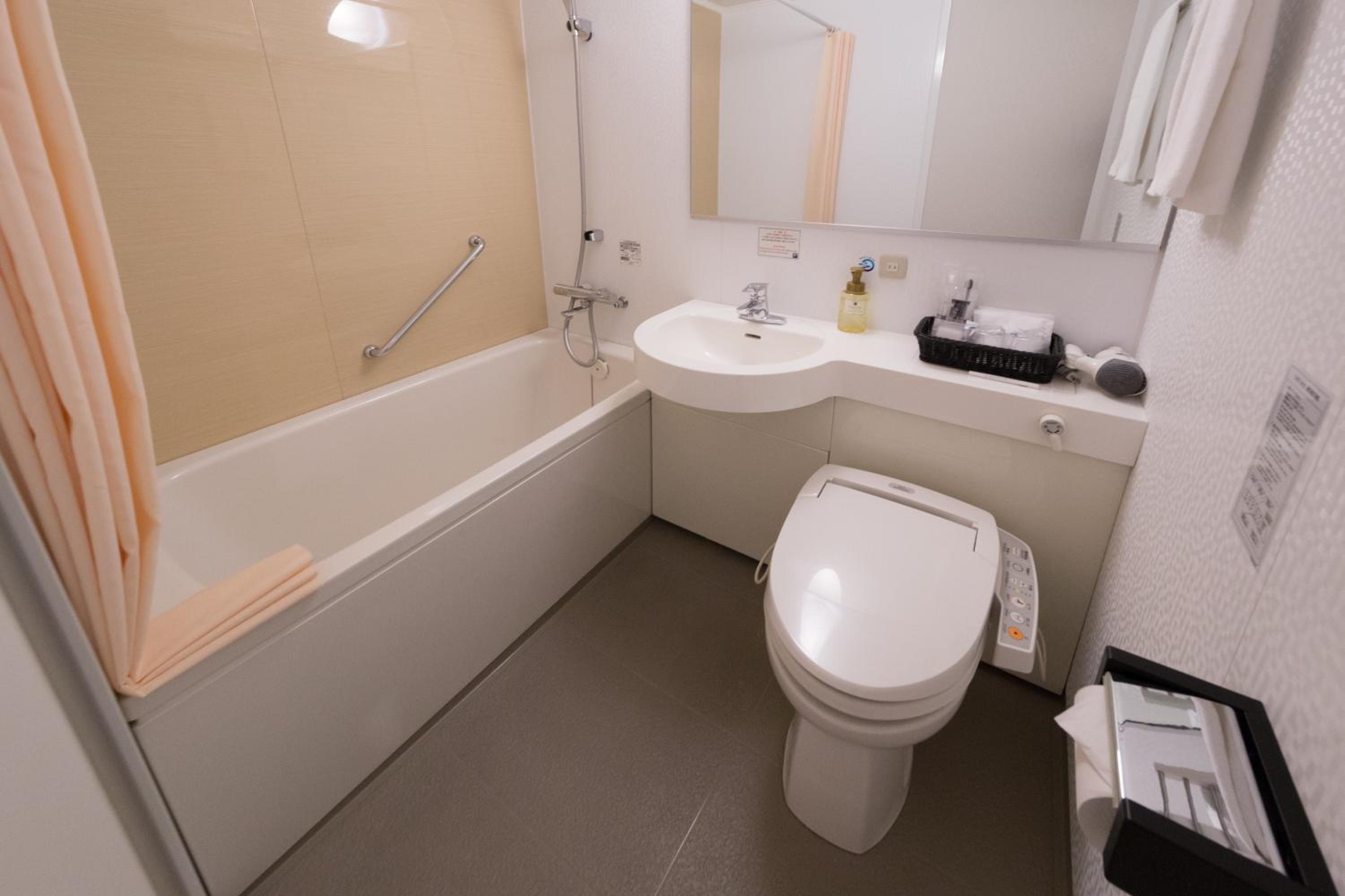 Double Room - Smoking - Photo 17