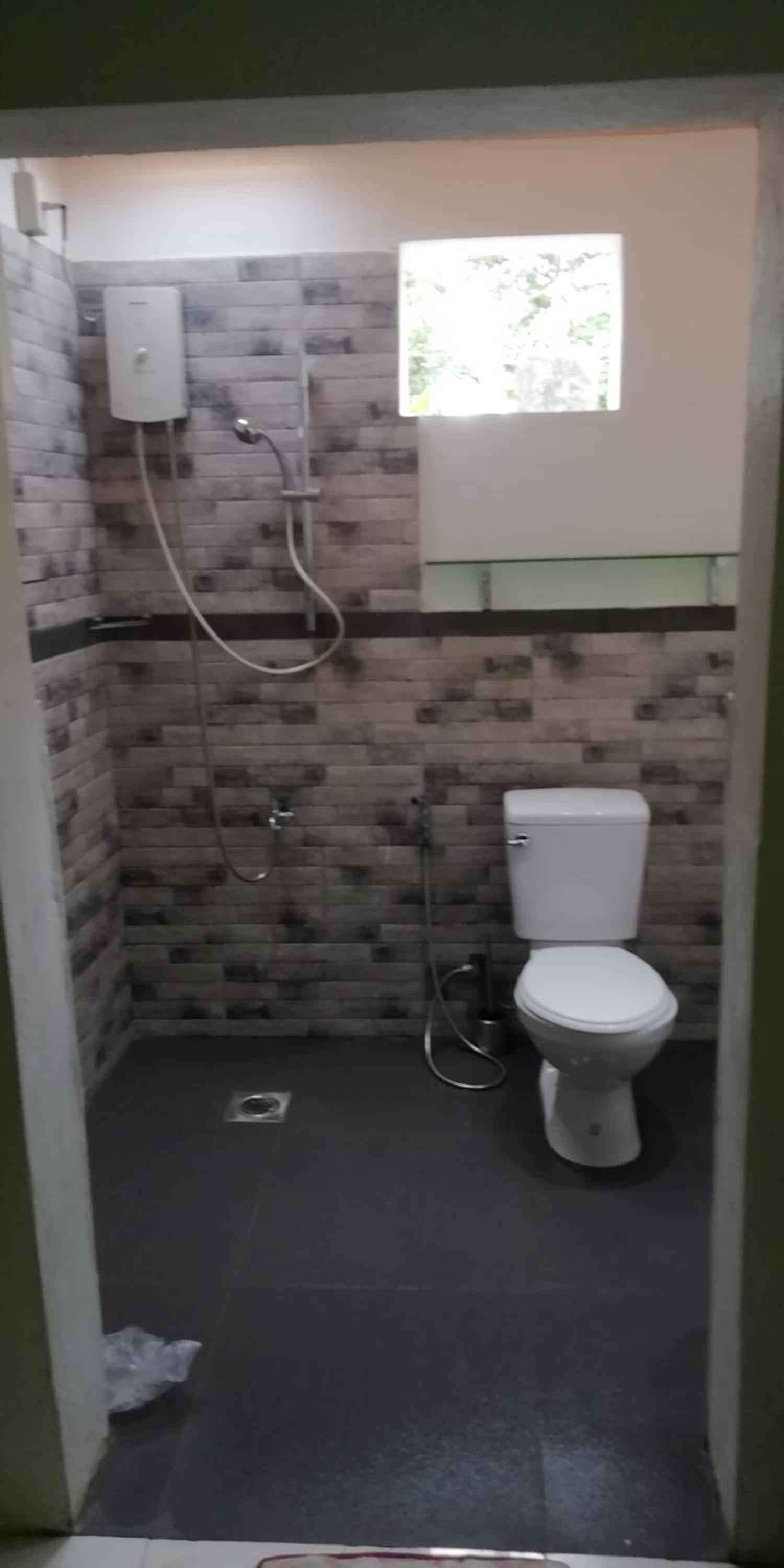 Deluxe Double Room with Shower - Photo 4
