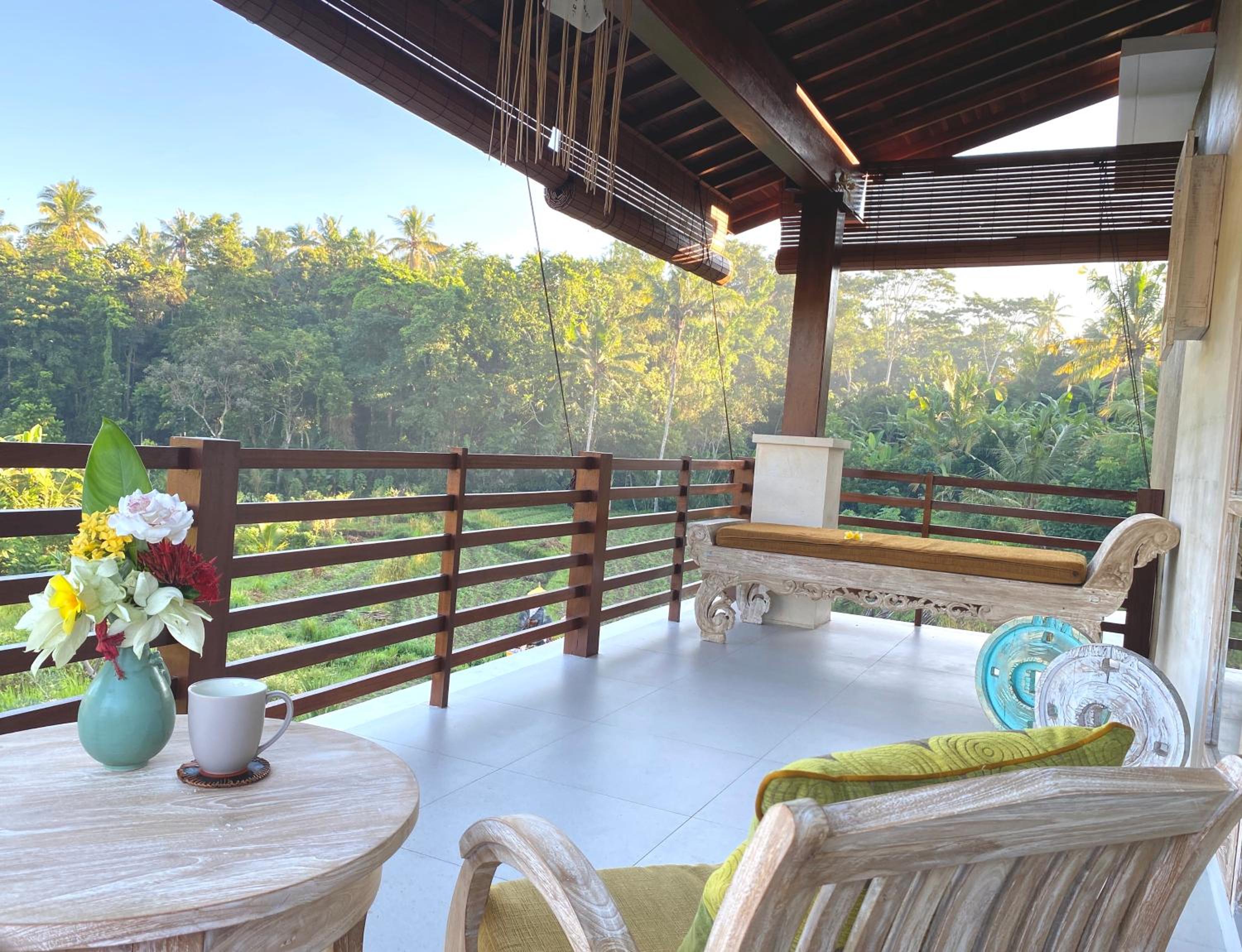 Alamdhari Two-Story Villa - Photo 21