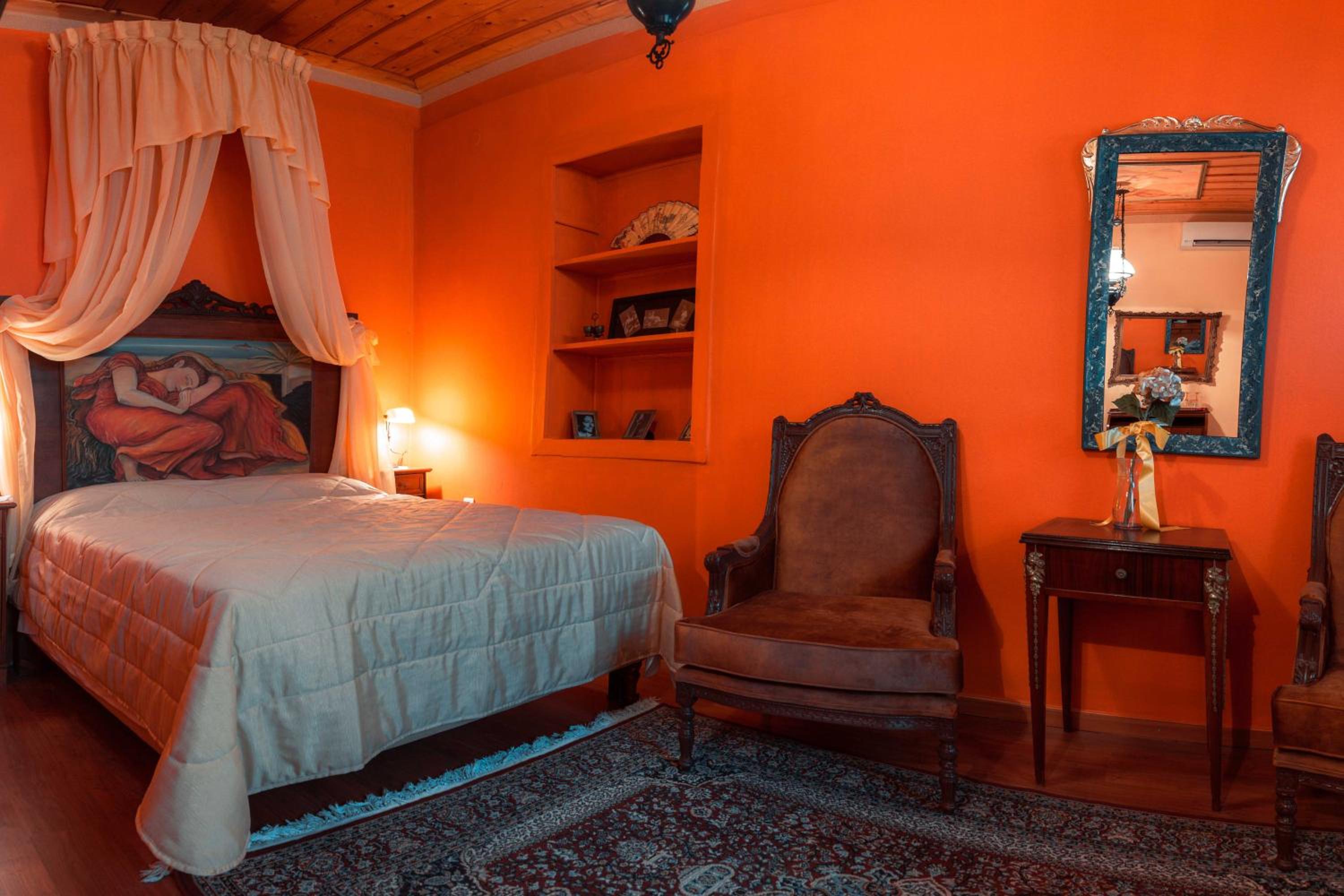 Renaissance Suite (1) - Renaissance-Suite (1)