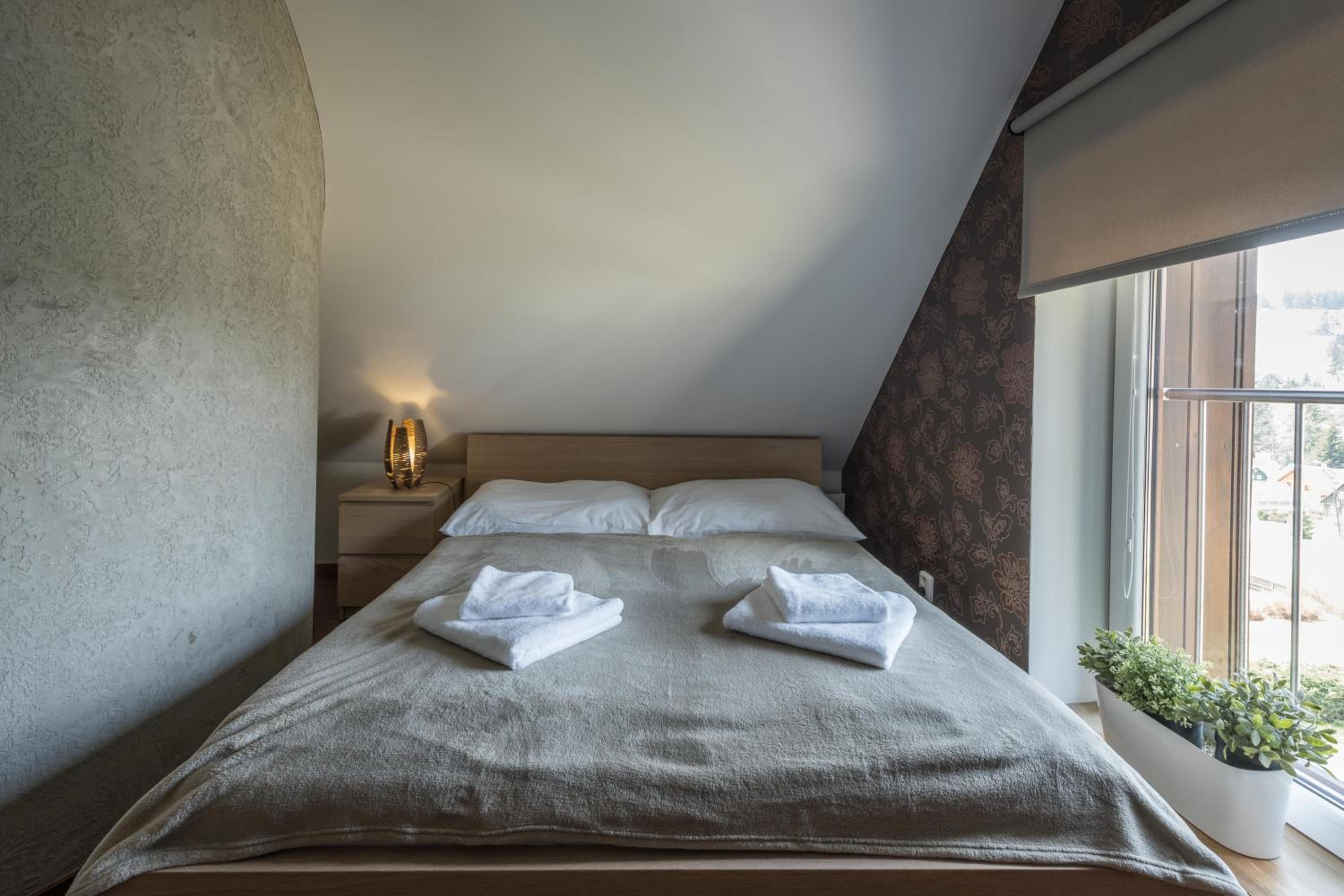 Double Room - Attic photo 2