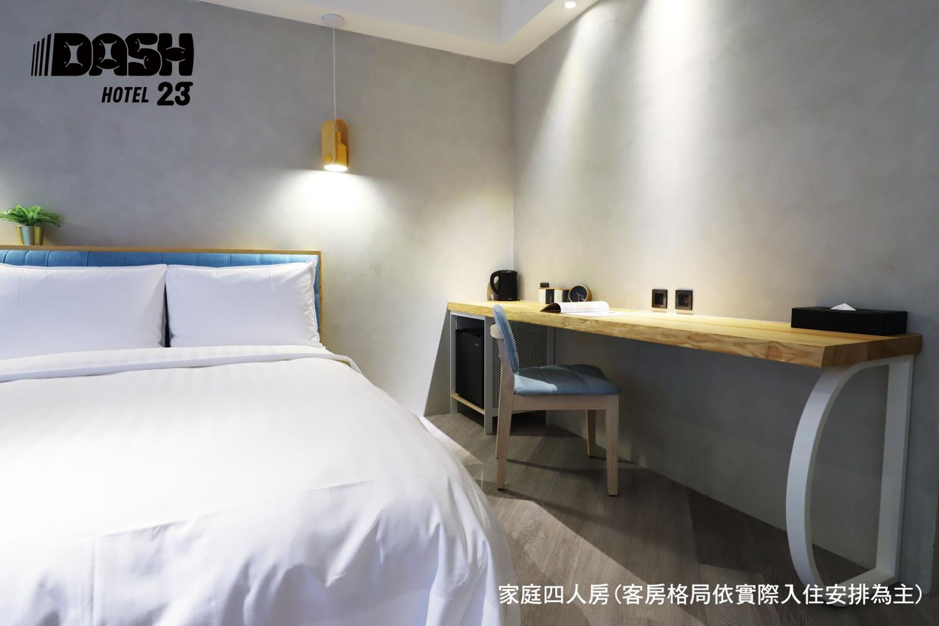 Deluxe Quadruple Room with Bathtub - Photo 11