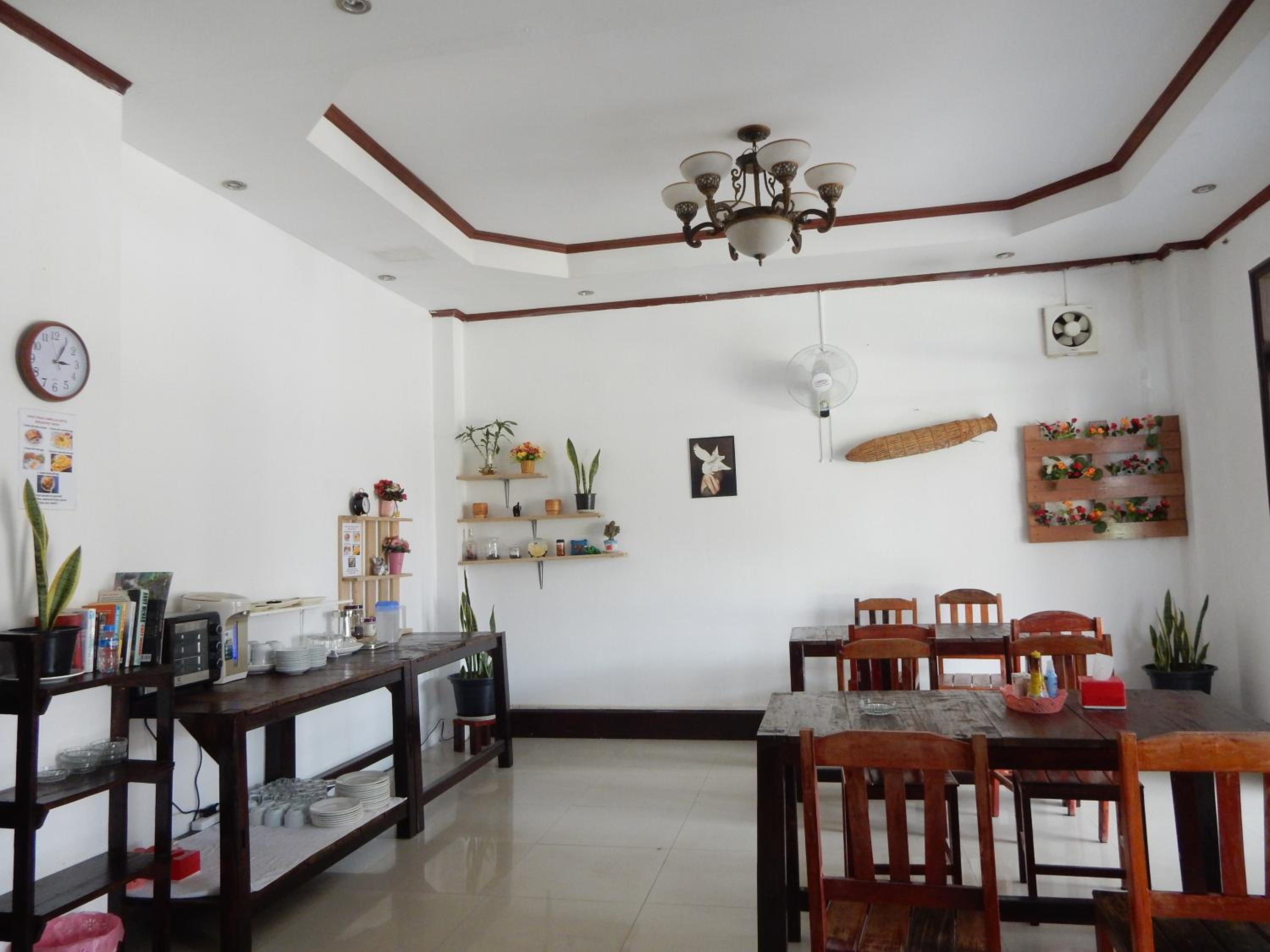 Double Room - Photo 5
